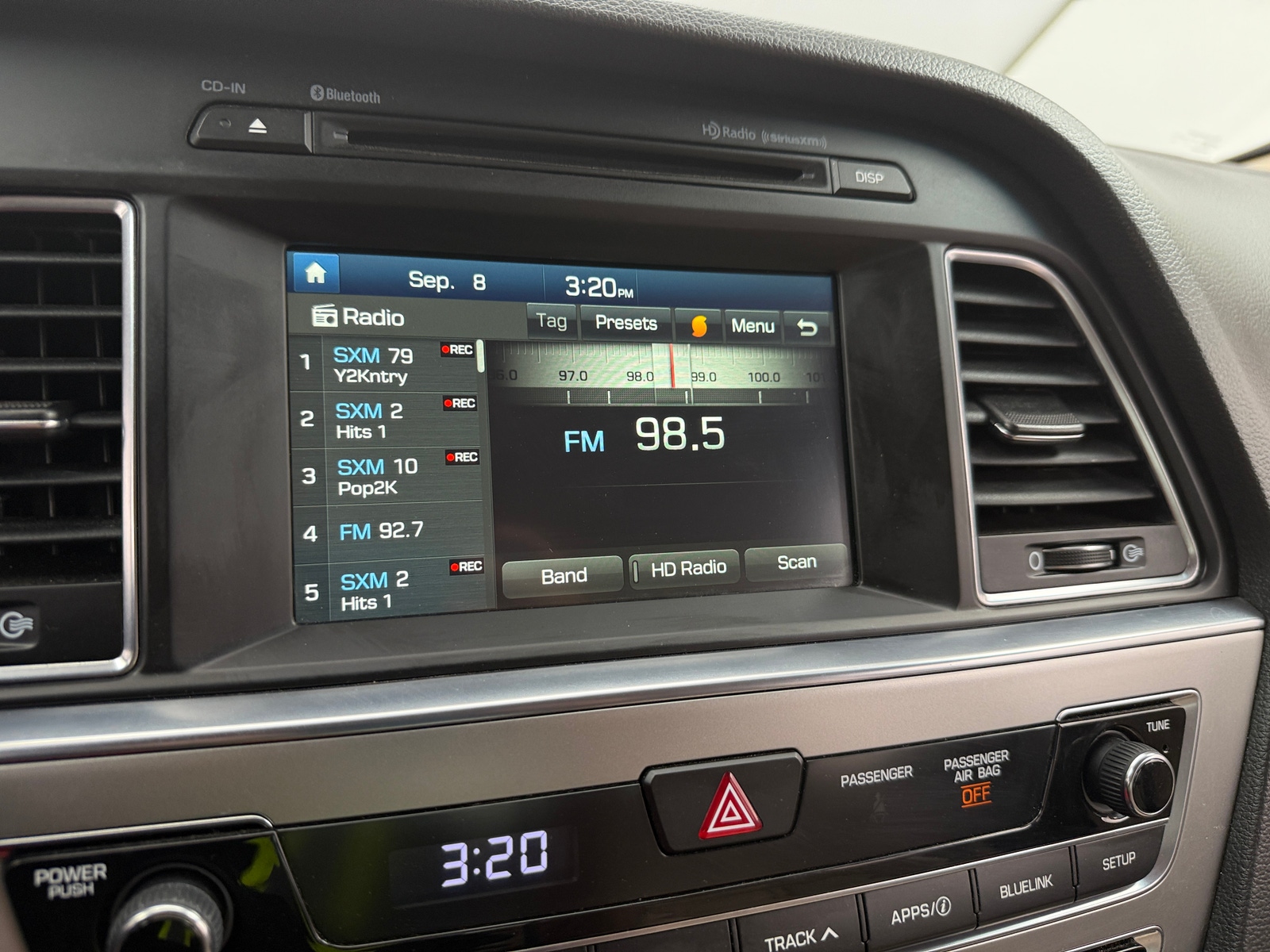 Thumbnail: 2016 Hyundai Sonata - 4