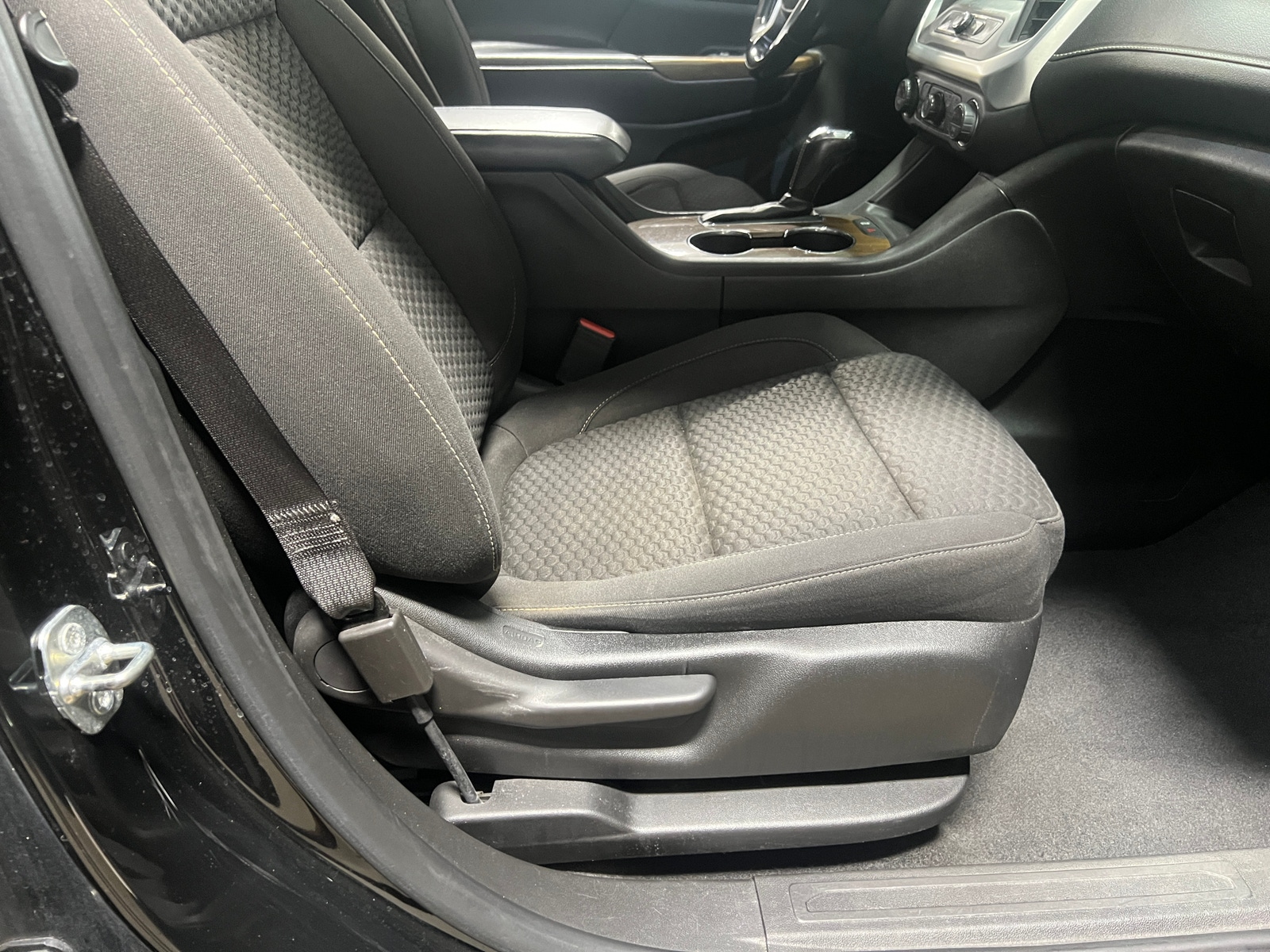 Thumbnail: 2019 GMC Acadia - 2