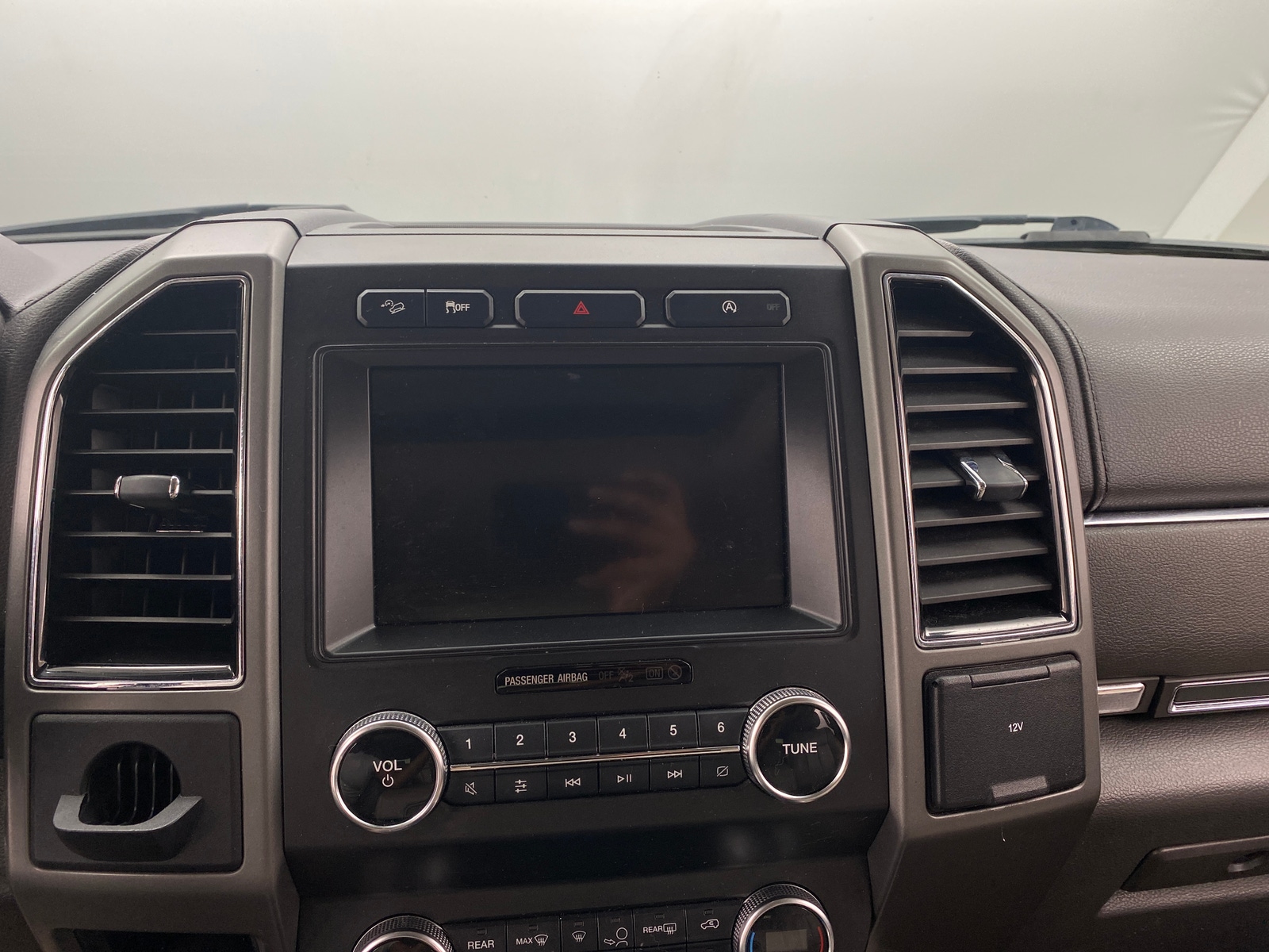 Thumbnail: 2019 Ford Expedition MAX - 4