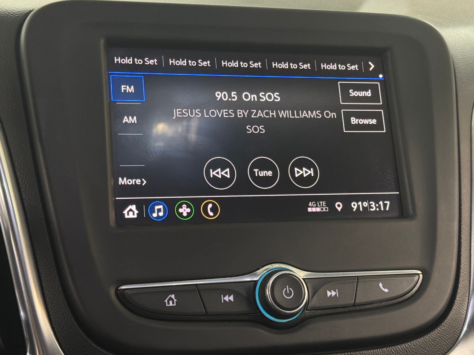 Thumbnail: 2021 Chevrolet Equinox - 4