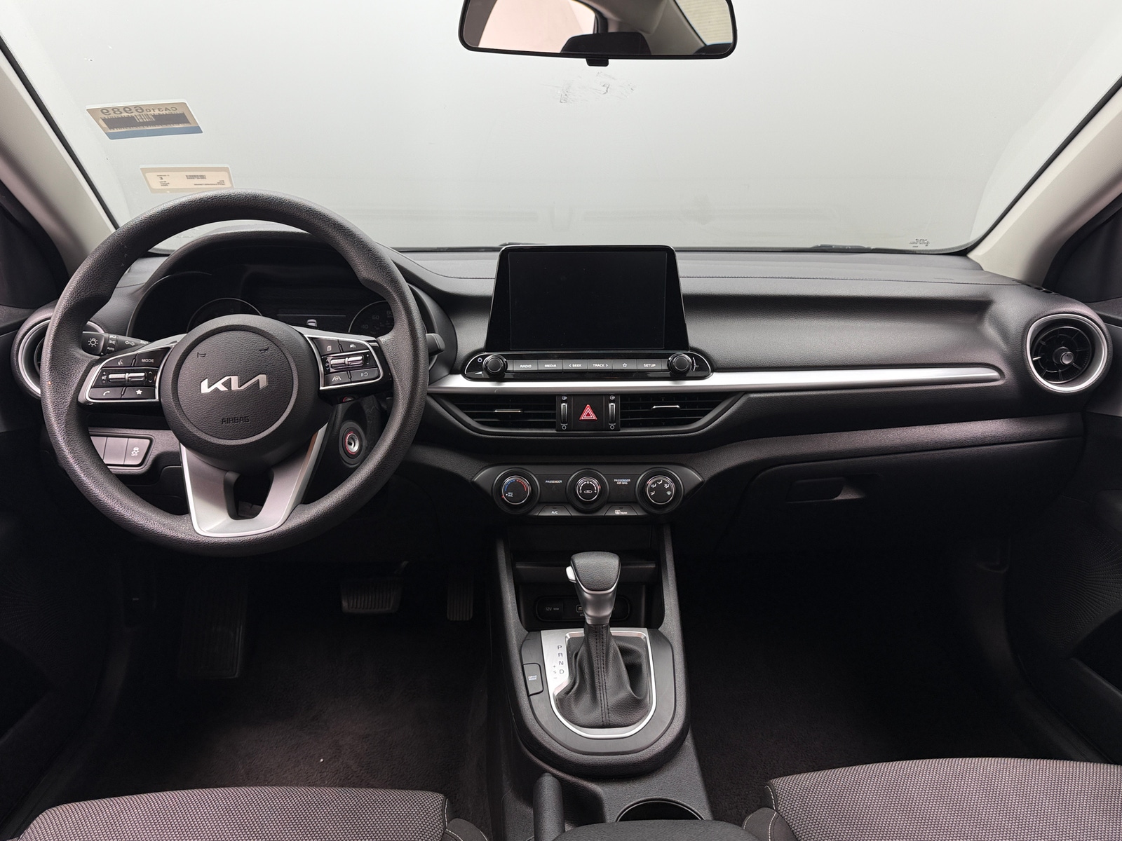 Thumbnail: 2024 Kia Forte - 3