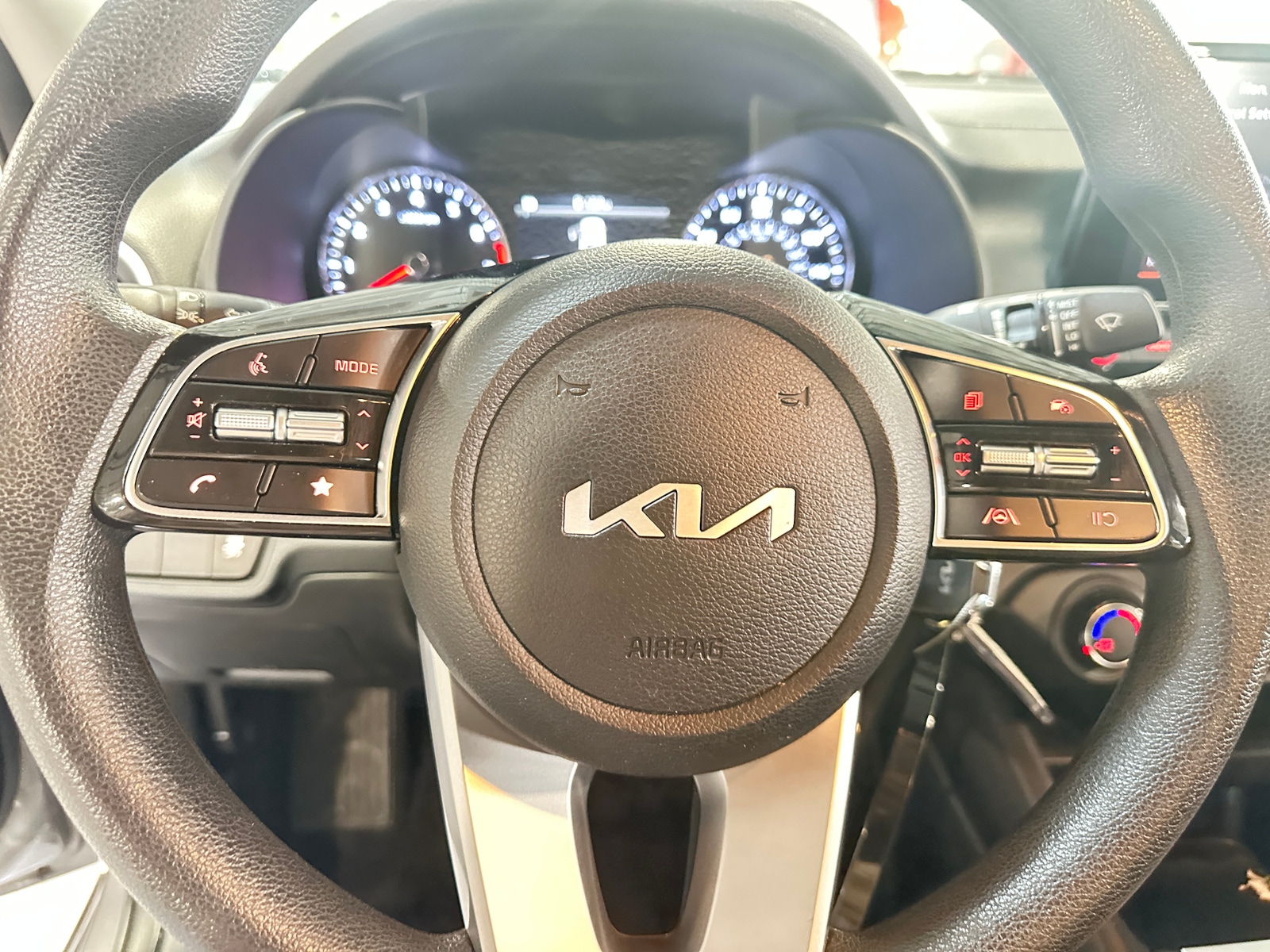 Thumbnail: 2024 Kia Forte - 5