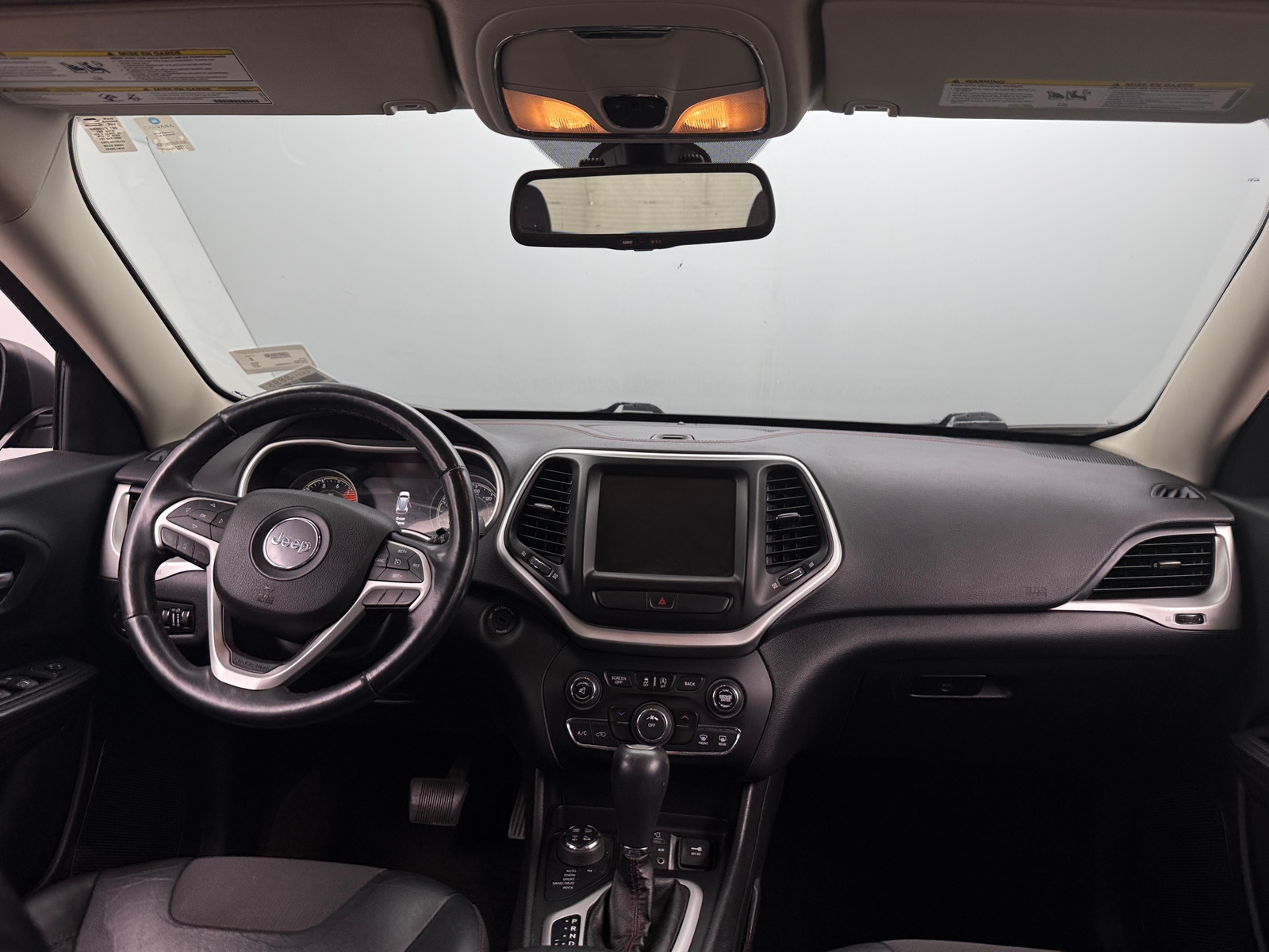 Thumbnail: 2017 Jeep Cherokee - 3