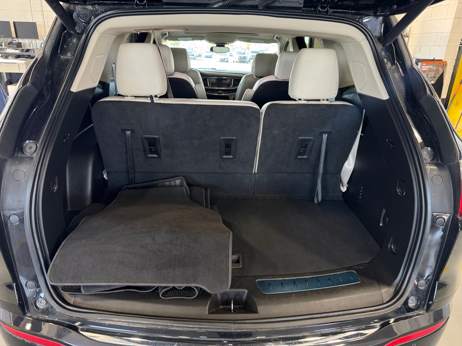 Thumbnail: 2022 Buick Enclave - 6