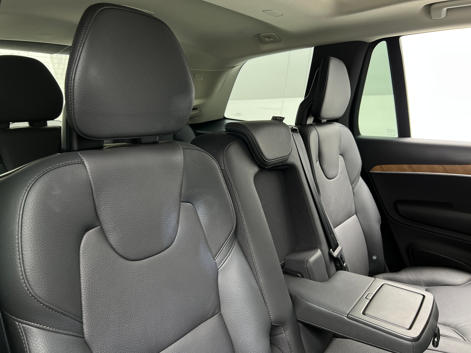 Thumbnail: 2025 Volvo XC90 - 5