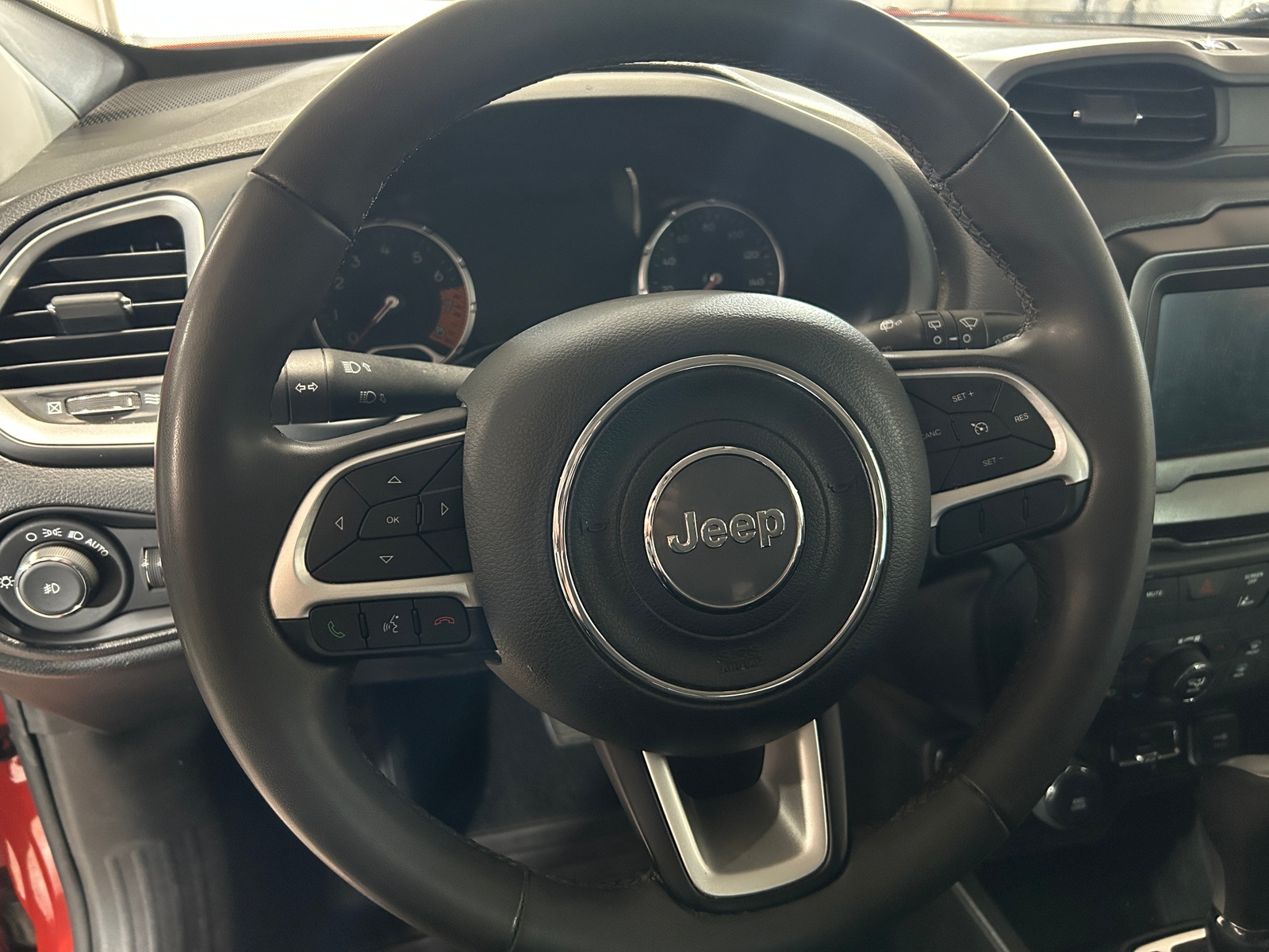 Thumbnail: 2021 Jeep Renegade - 5