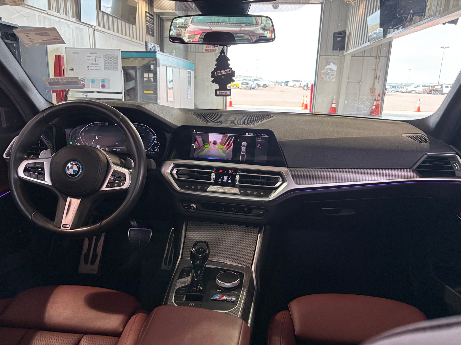 Thumbnail: 2022 BMW 3 Series - 2