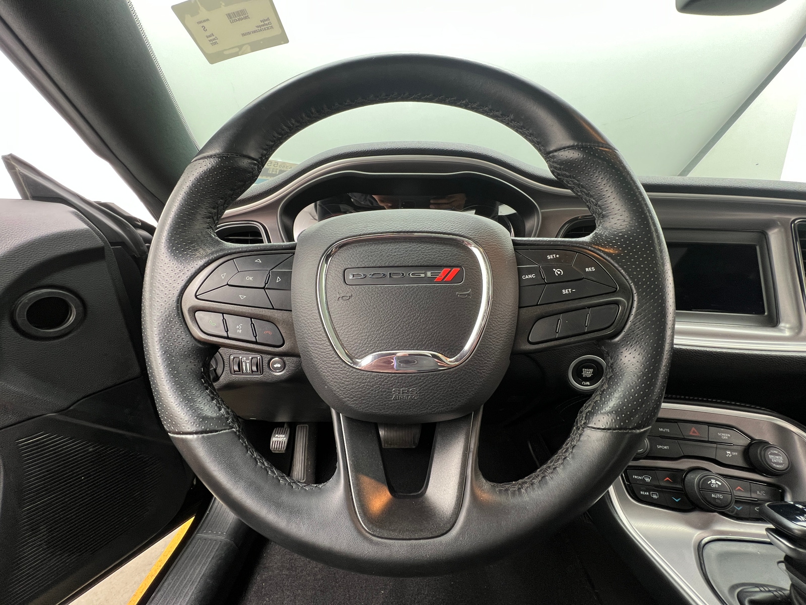 Thumbnail: 2022 Dodge Challenger - 4