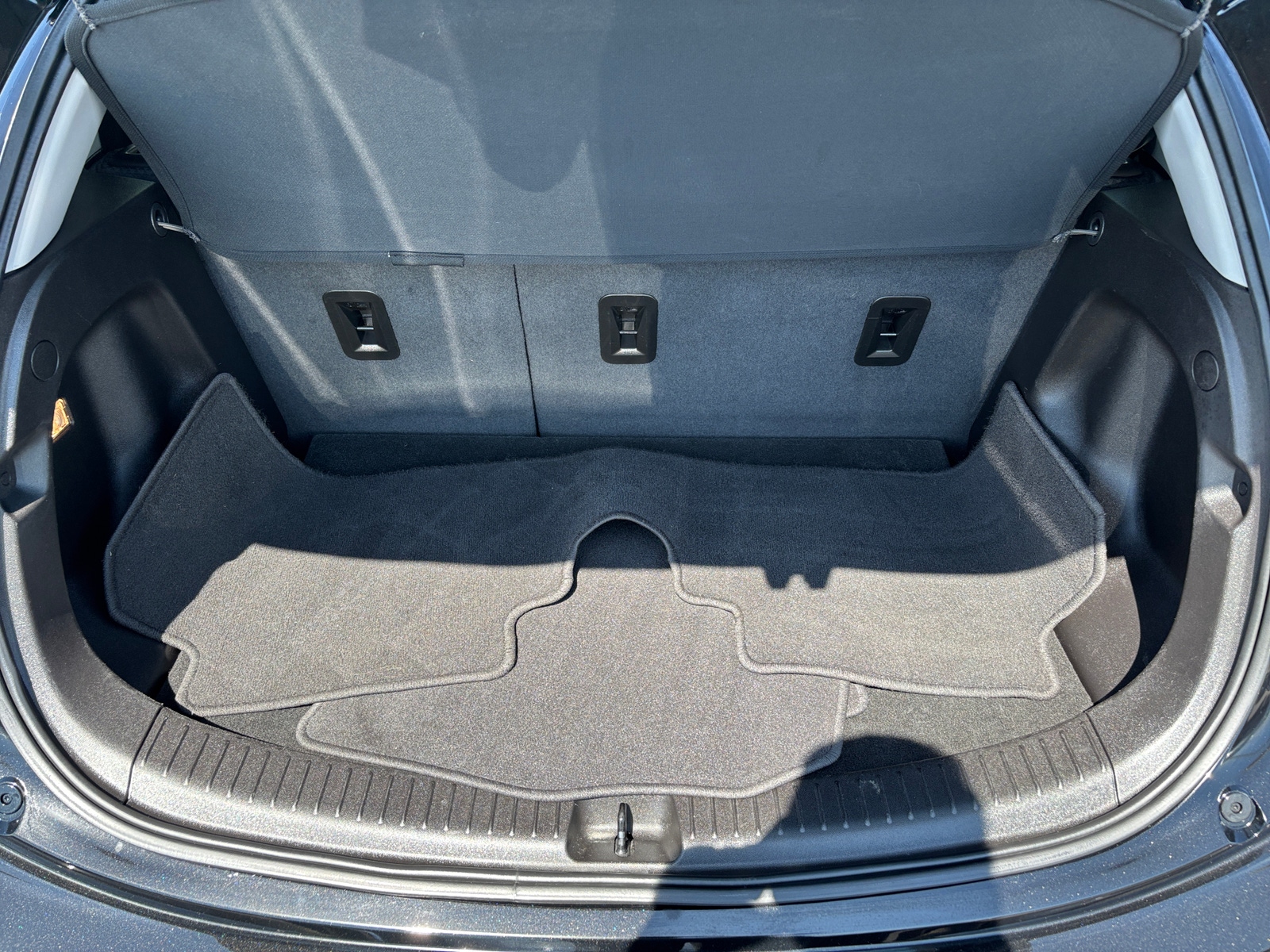 Thumbnail: 2023 Chevrolet Bolt EV - 6