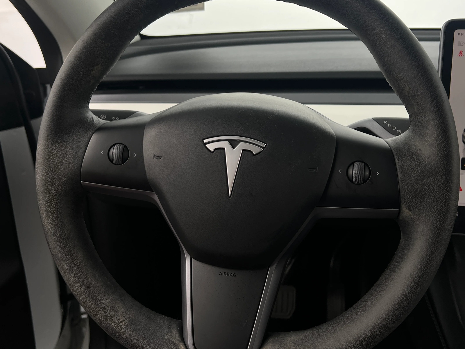 Thumbnail: 2023 Tesla Model Y - 4