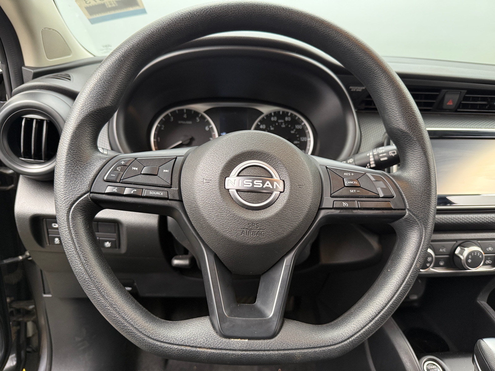 Thumbnail: 2023 Nissan Kicks - 5