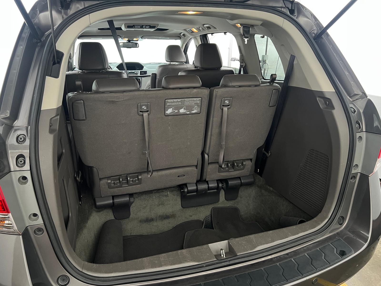 Thumbnail: 2016 Honda Odyssey - 6