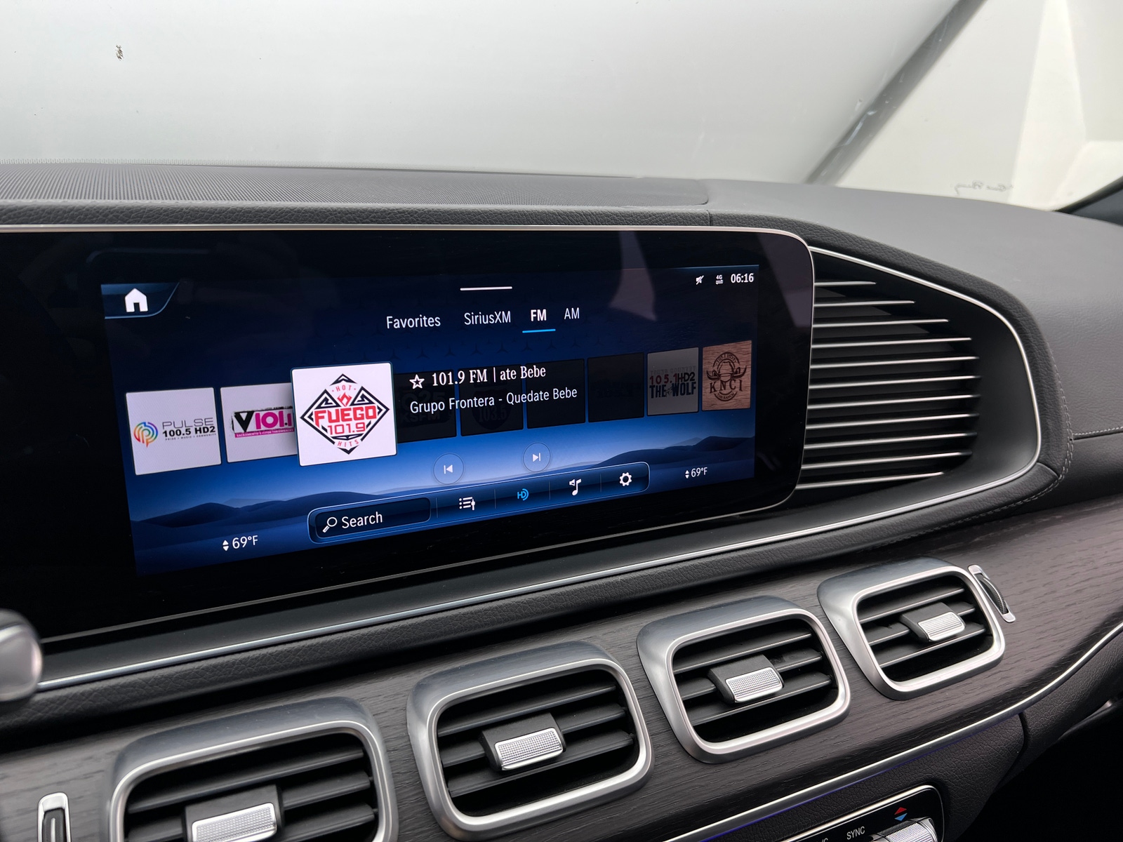 Thumbnail: 2024 Mercedes-Benz GLS - 3