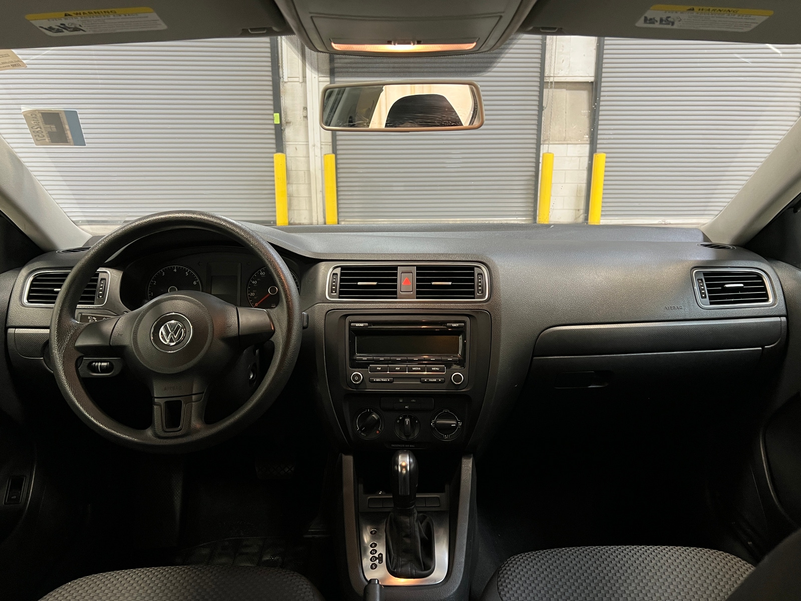 Thumbnail: 2012 Volkswagen Jetta - 3