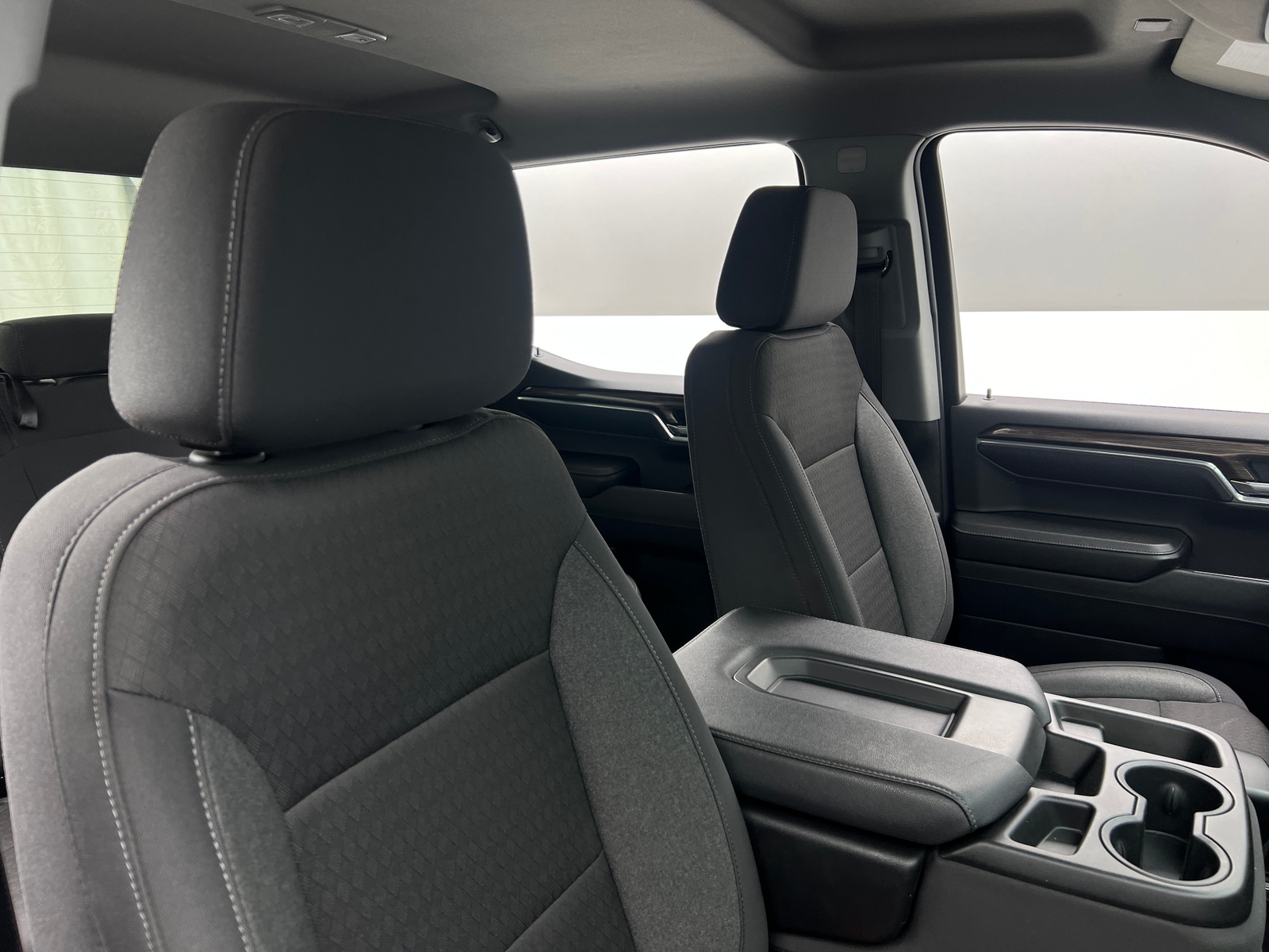 Thumbnail: 2024 Chevrolet Silverado 1500 - 2