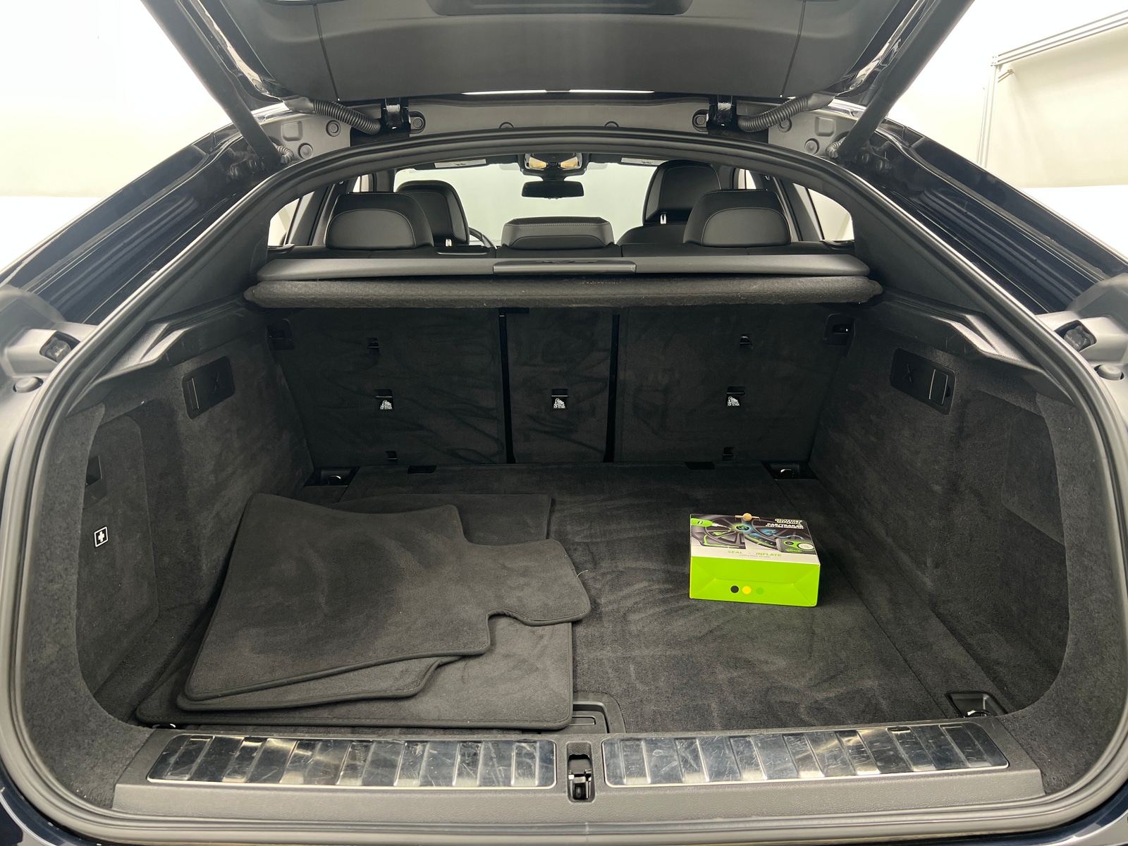 Thumbnail: 2024 BMW X6 - 6