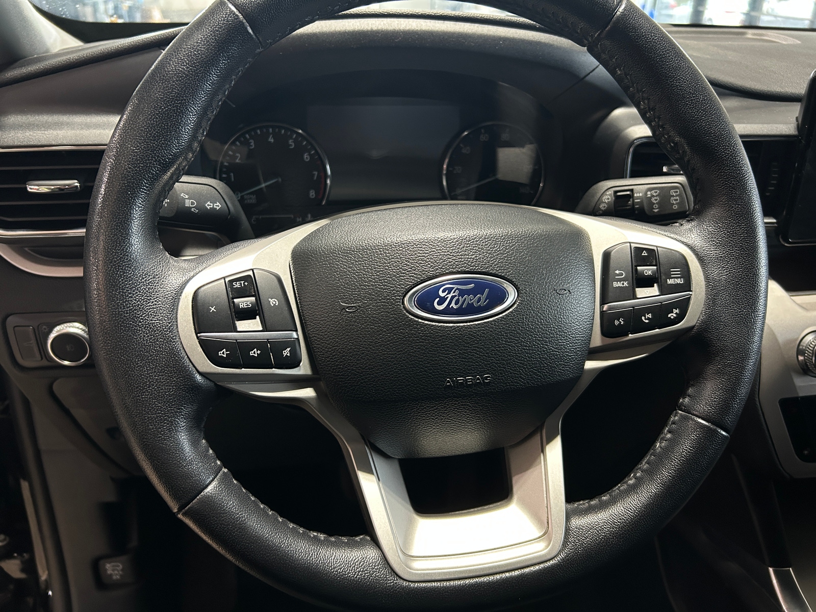 Thumbnail: 2023 Ford Explorer - 5