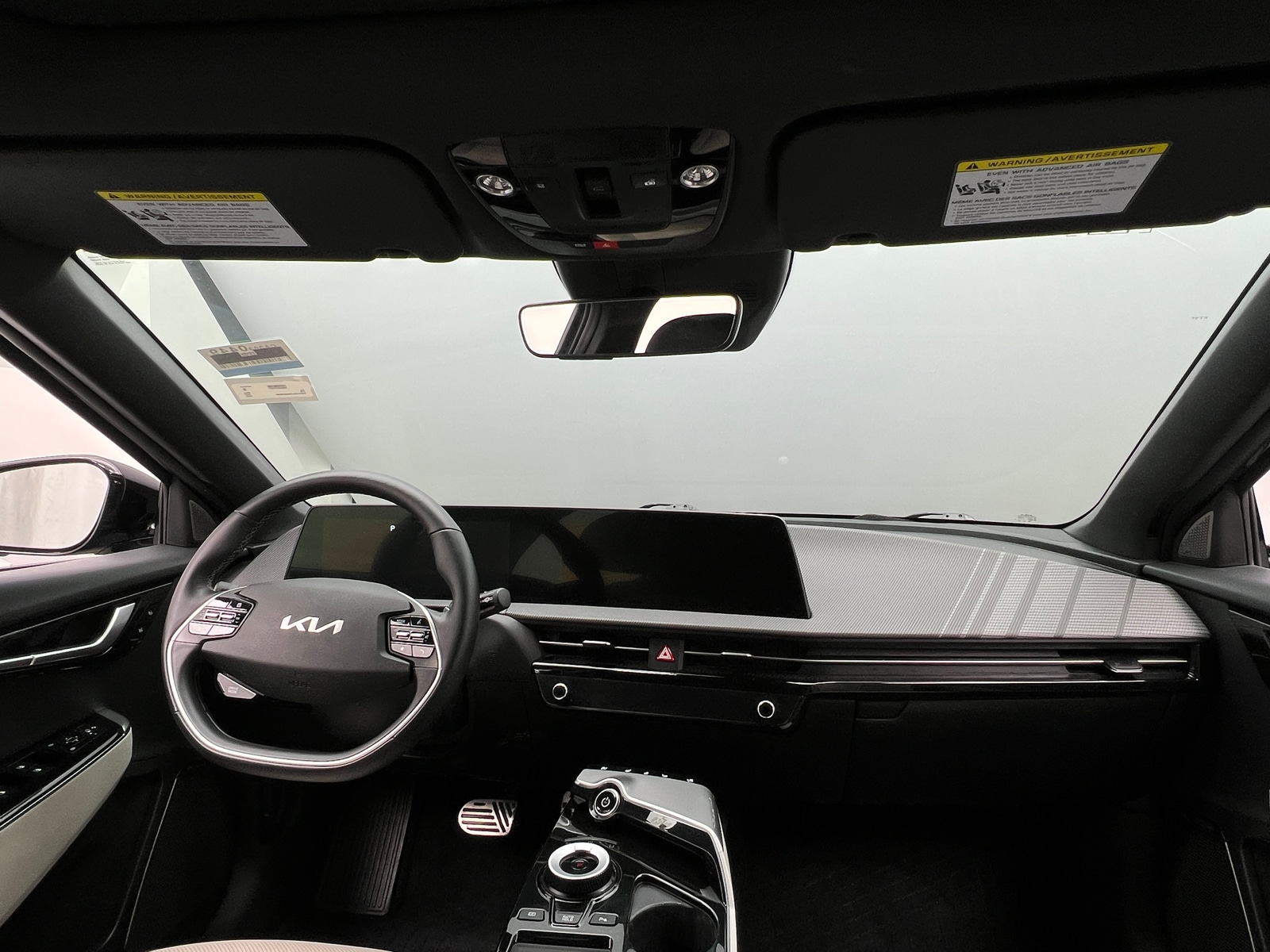 Thumbnail: 2022 Kia EV6 - 2