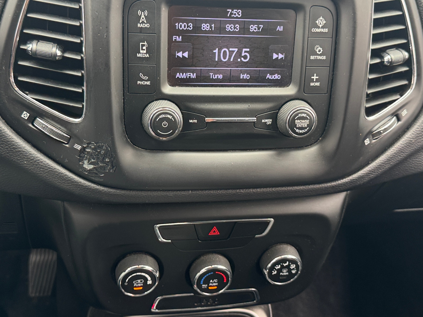 Thumbnail: 2018 Jeep Compass - 4