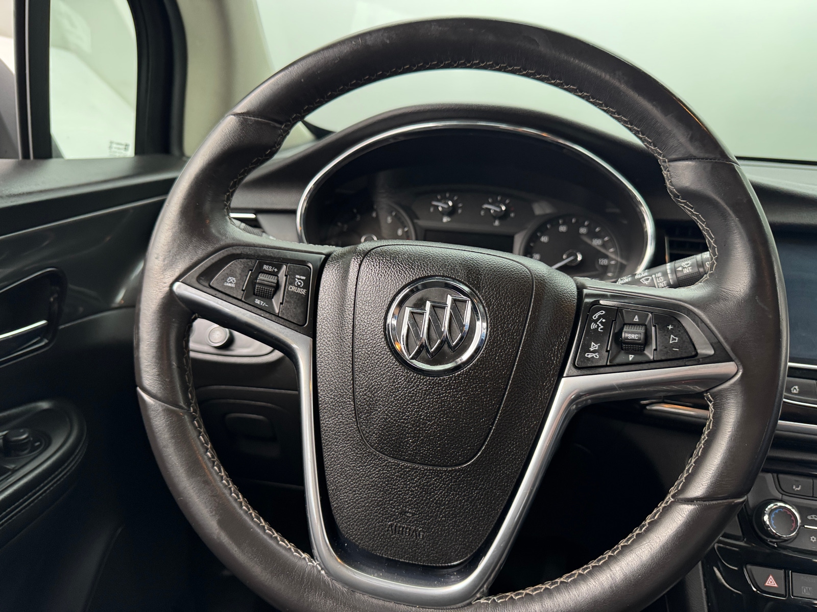 Thumbnail: 2018 Buick Encore - 4