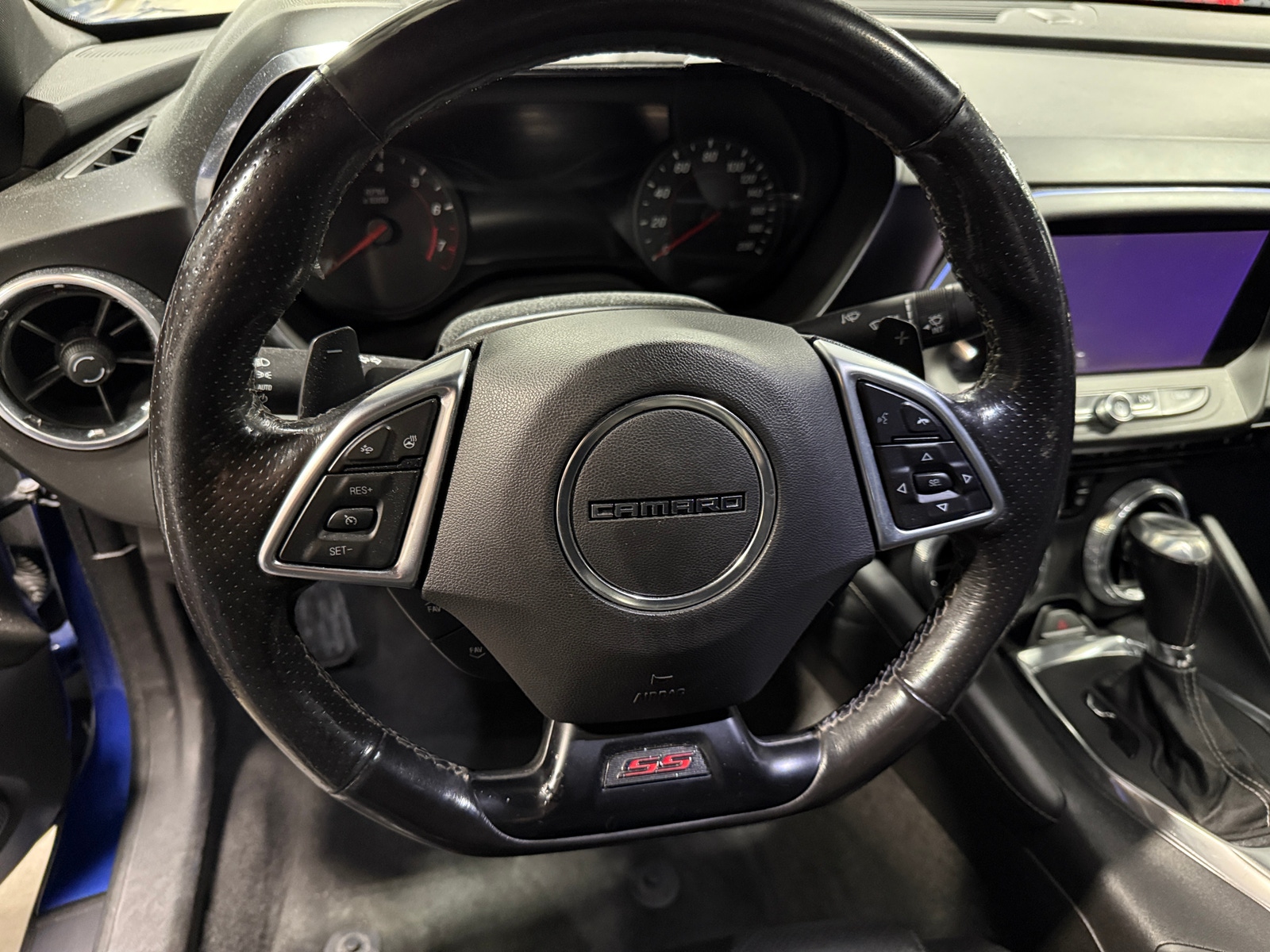 Thumbnail: 2019 Chevrolet Camaro - 3