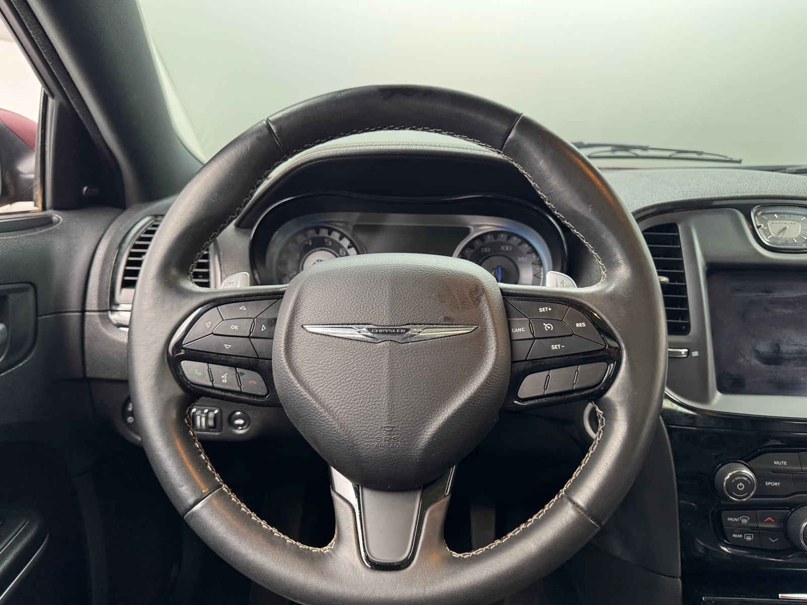 Thumbnail: 2019 Chrysler 300 - 4