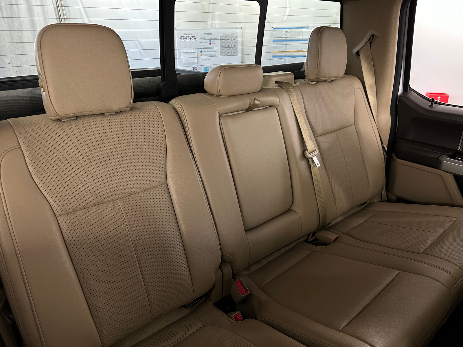 Thumbnail: 2018 Ford Econoline - 5