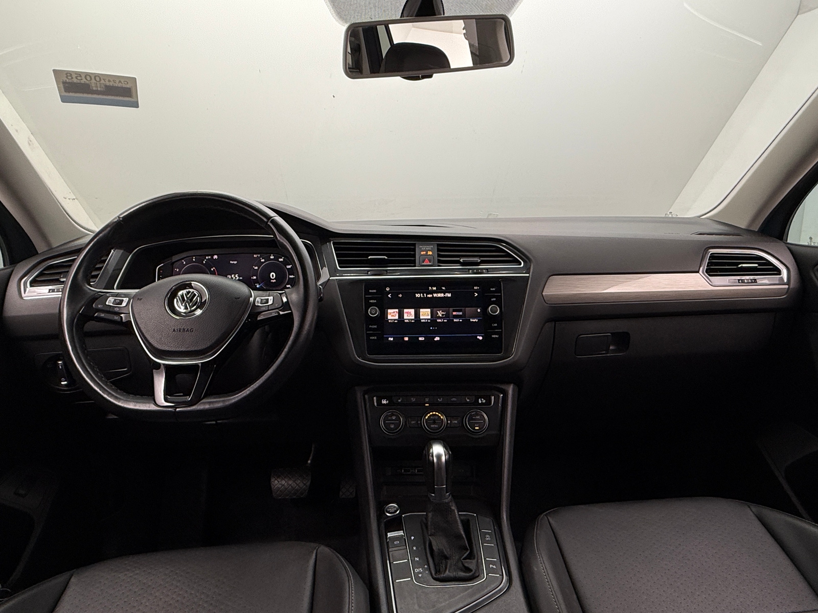 Thumbnail: 2019 Volkswagen Tiguan - 3