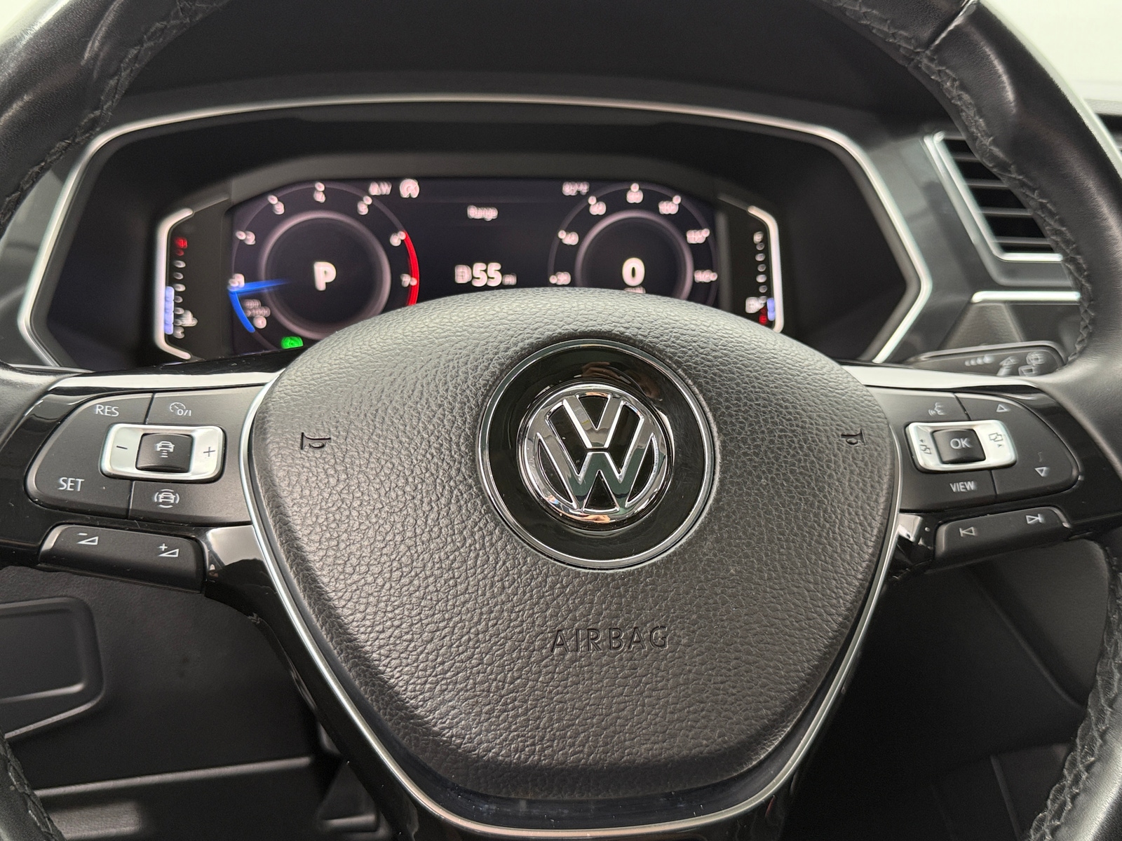 Thumbnail: 2019 Volkswagen Tiguan - 5