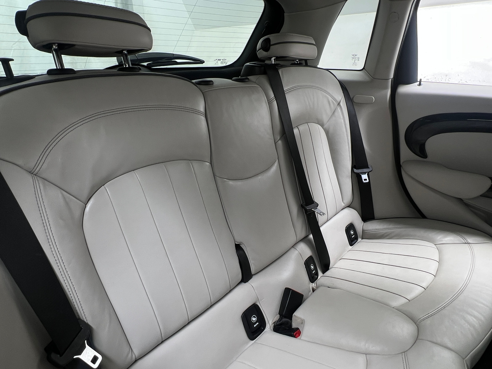 Thumbnail: 2015 MINI Cooper Hardtop - 5