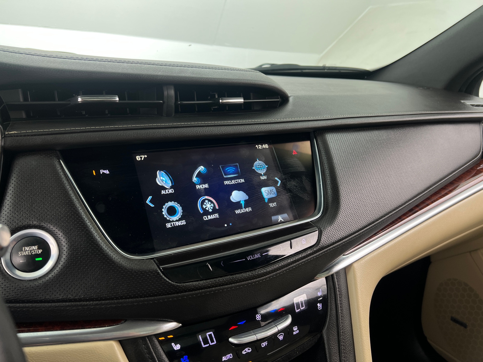 Thumbnail: 2017 Cadillac XT5 - 3