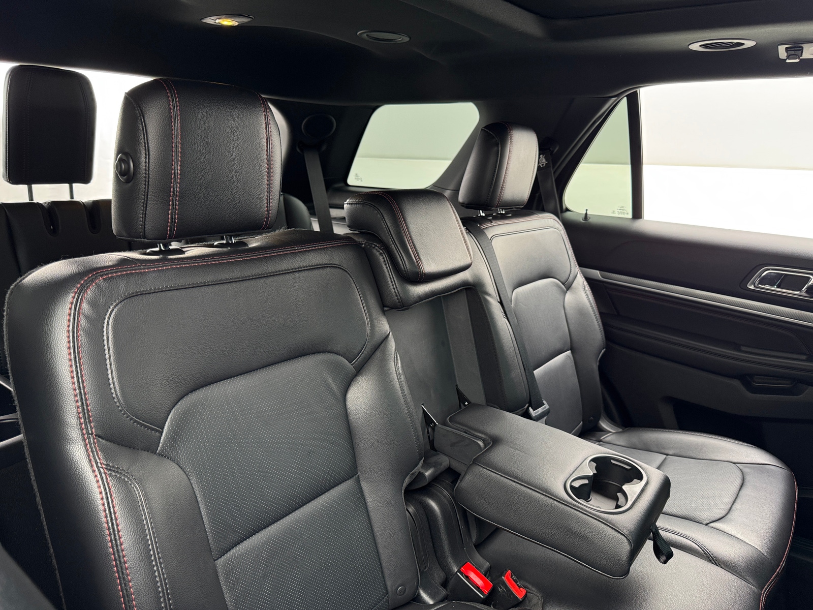 Thumbnail: 2017 Ford Explorer - 5