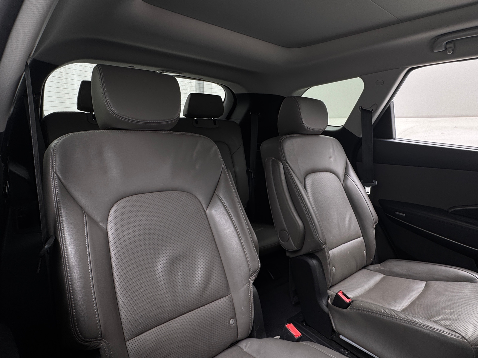 Thumbnail: 2017 Hyundai Santa Fe - 5
