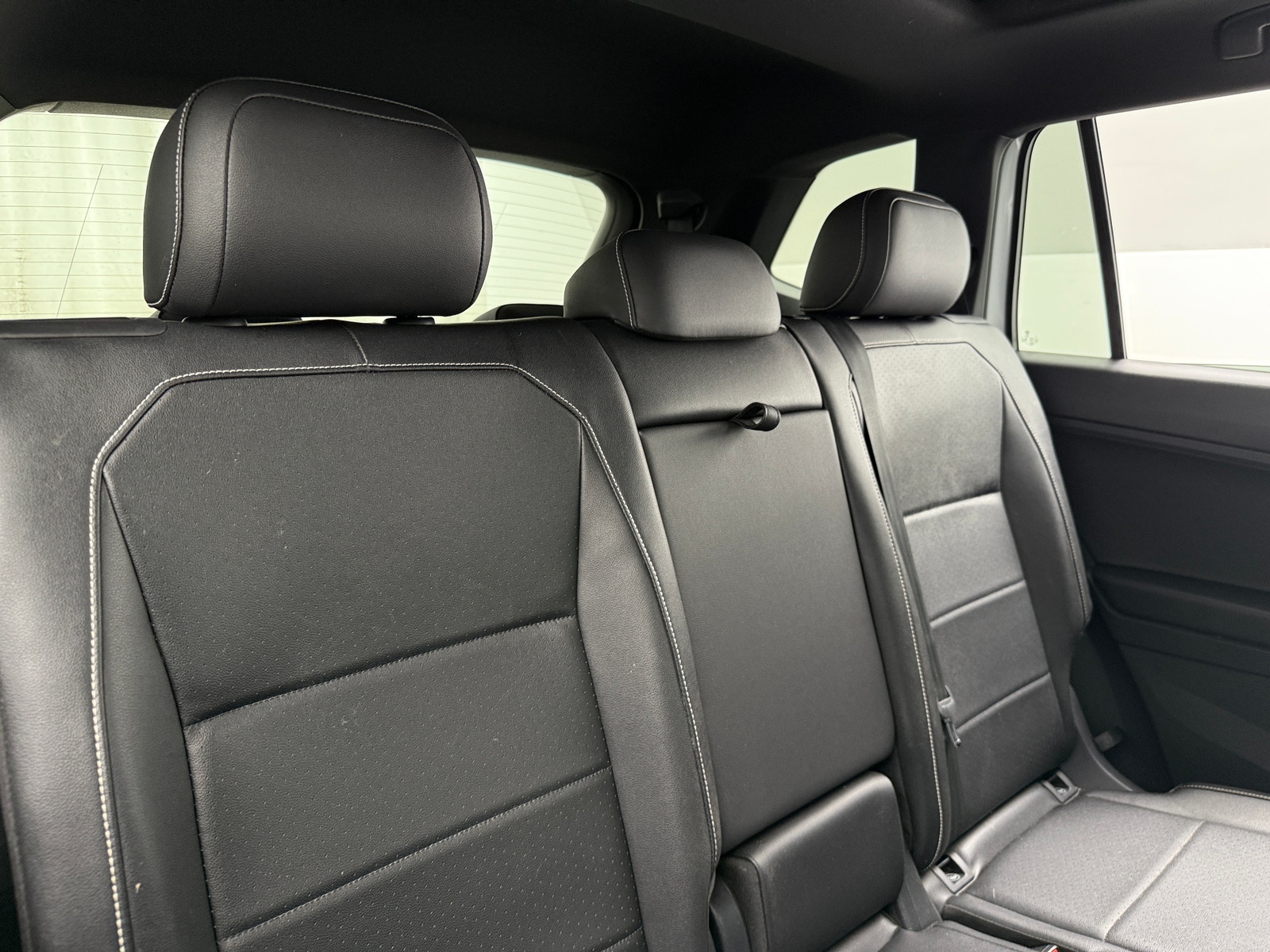 Thumbnail: 2021 Volkswagen Tiguan - 6