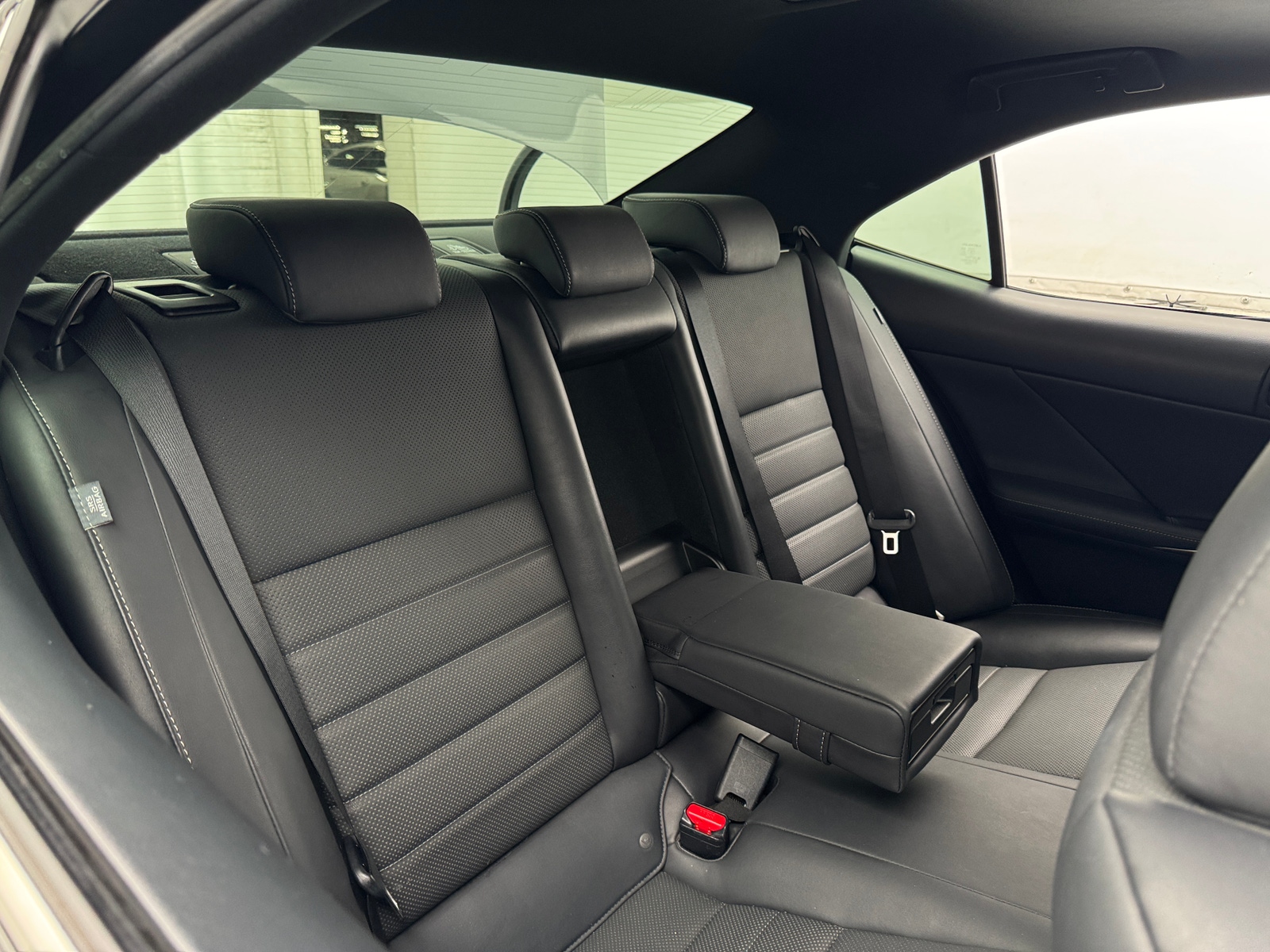 Thumbnail: 2019 Lexus IS - 5