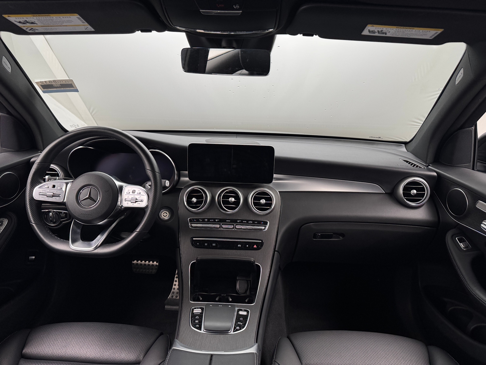 Thumbnail: 2022 Mercedes-Benz GLC - 2