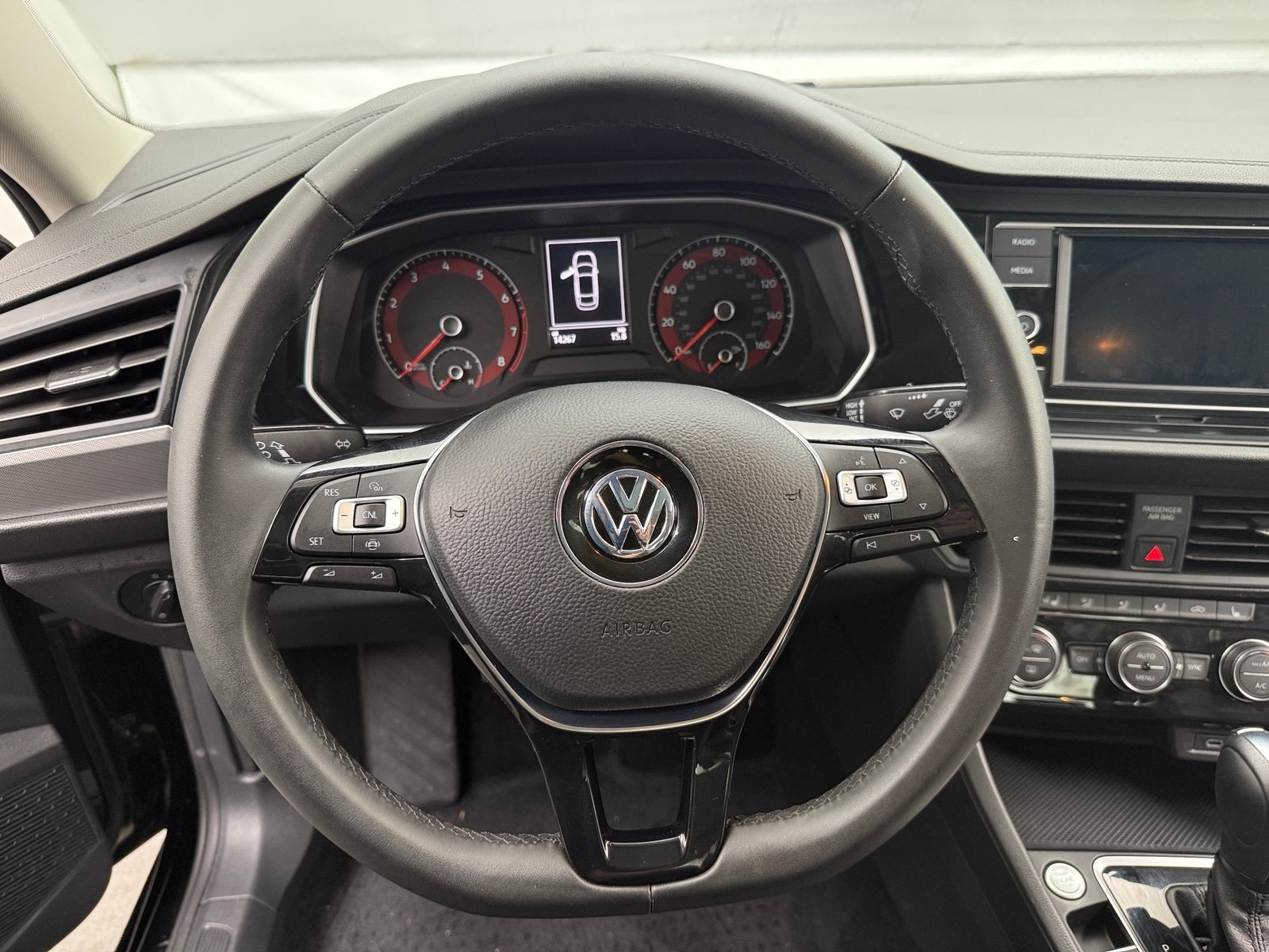 Thumbnail: 2020 Volkswagen Jetta - 4