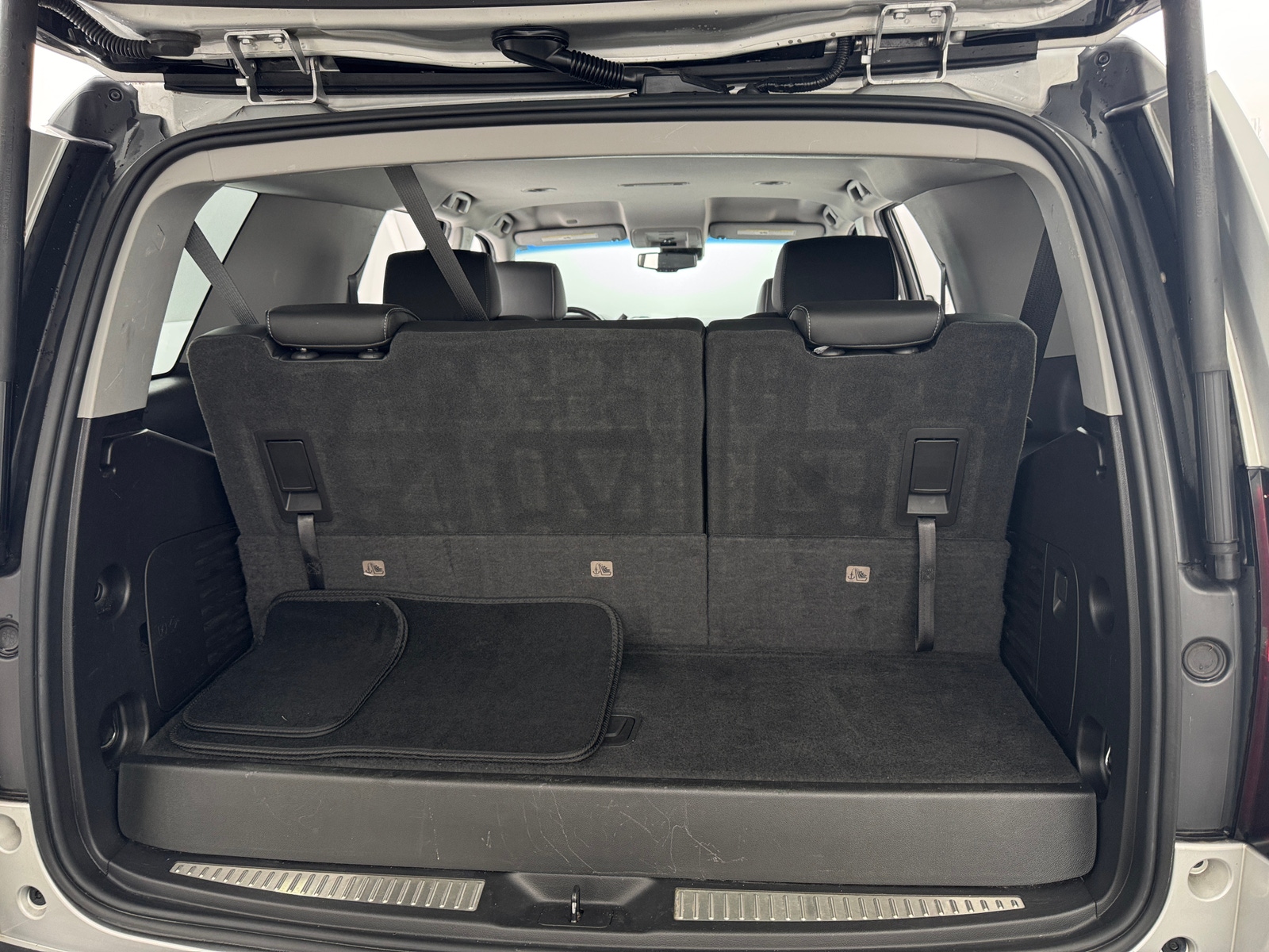Thumbnail: 2018 Chevrolet Tahoe - 7