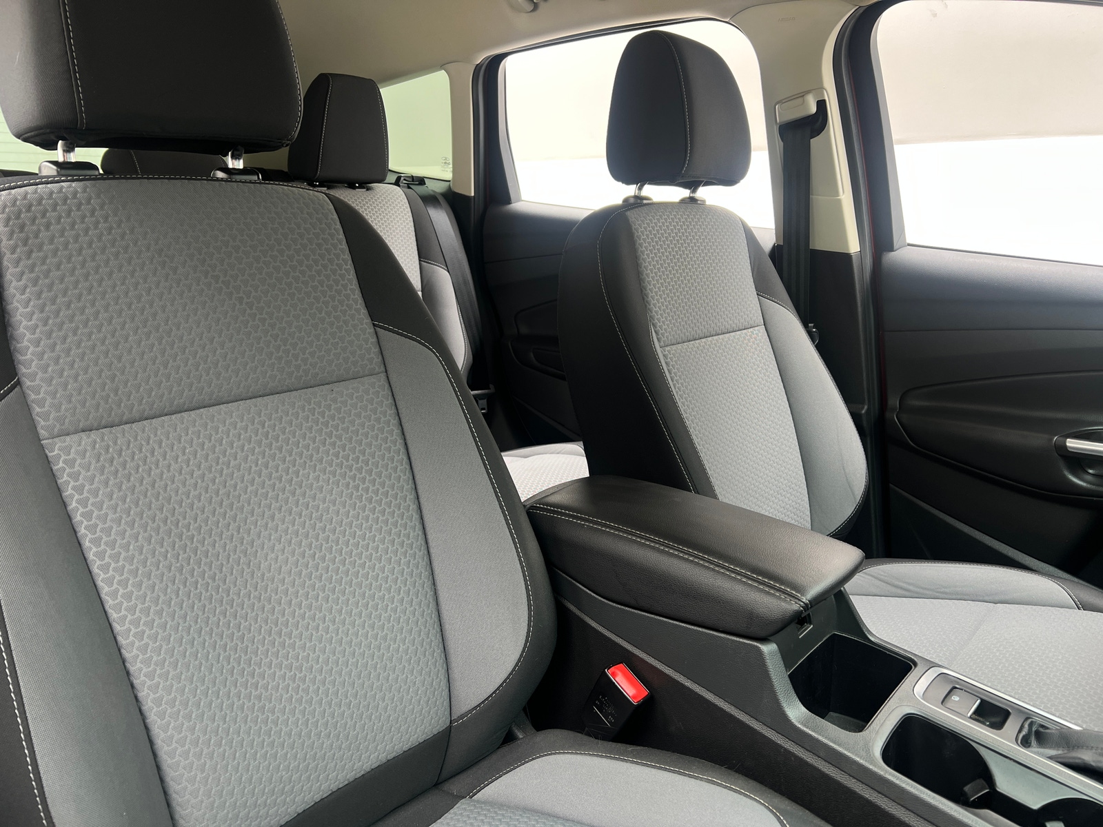 Thumbnail: 2017 Ford Escape - 2