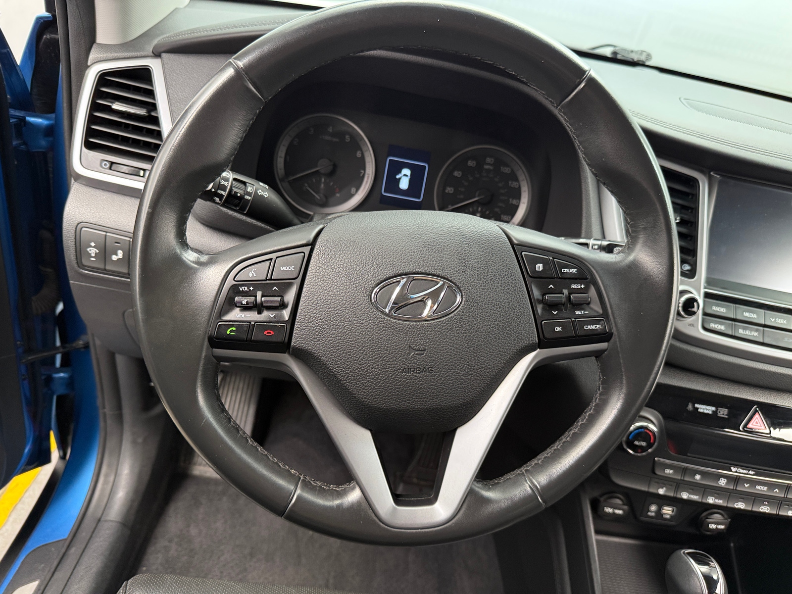Thumbnail: 2016 Hyundai Tucson - 4