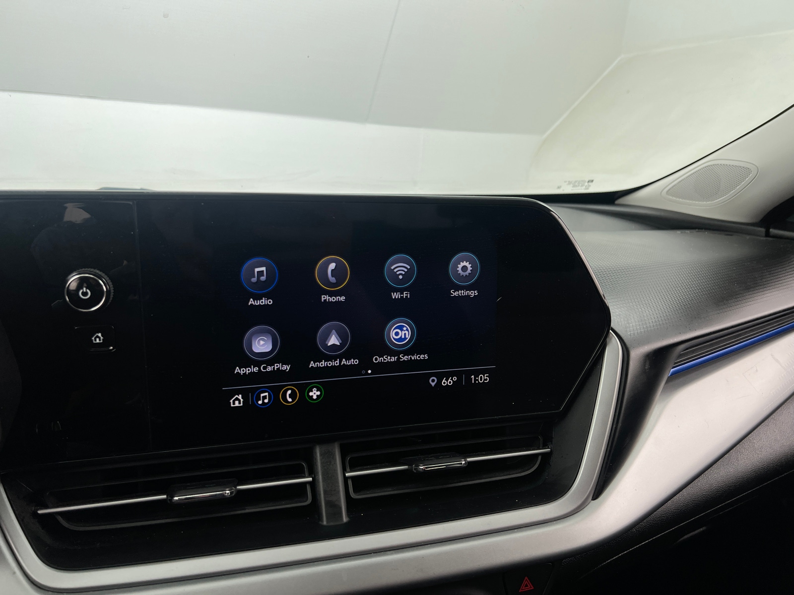 Thumbnail: 2024 Chevrolet Trax - 4