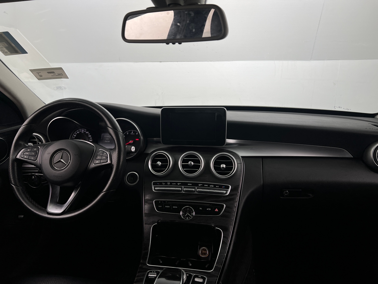 Thumbnail: 2016 Mercedes-Benz C-Class - 2