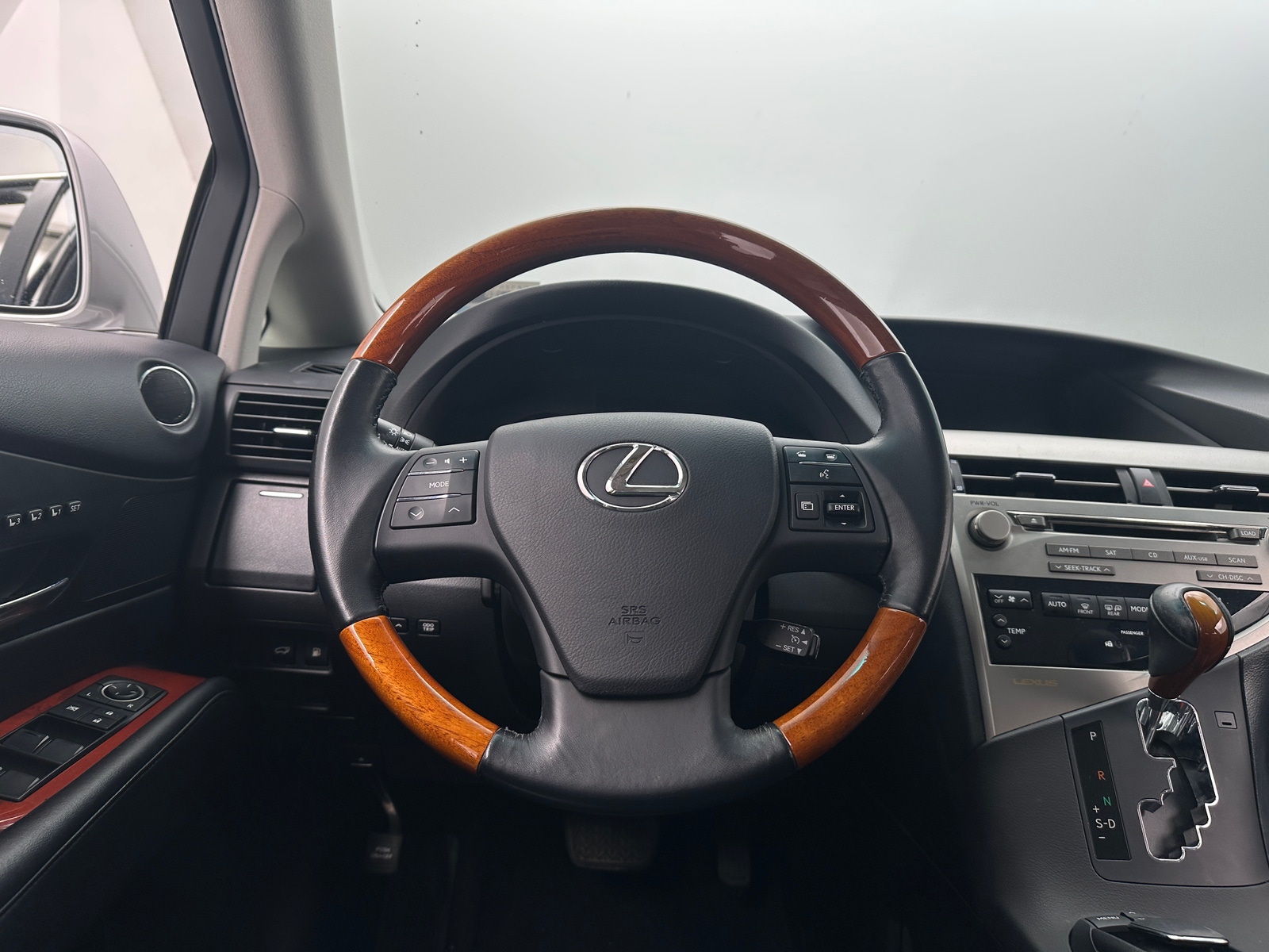 Thumbnail: 2011 Lexus RX - 5