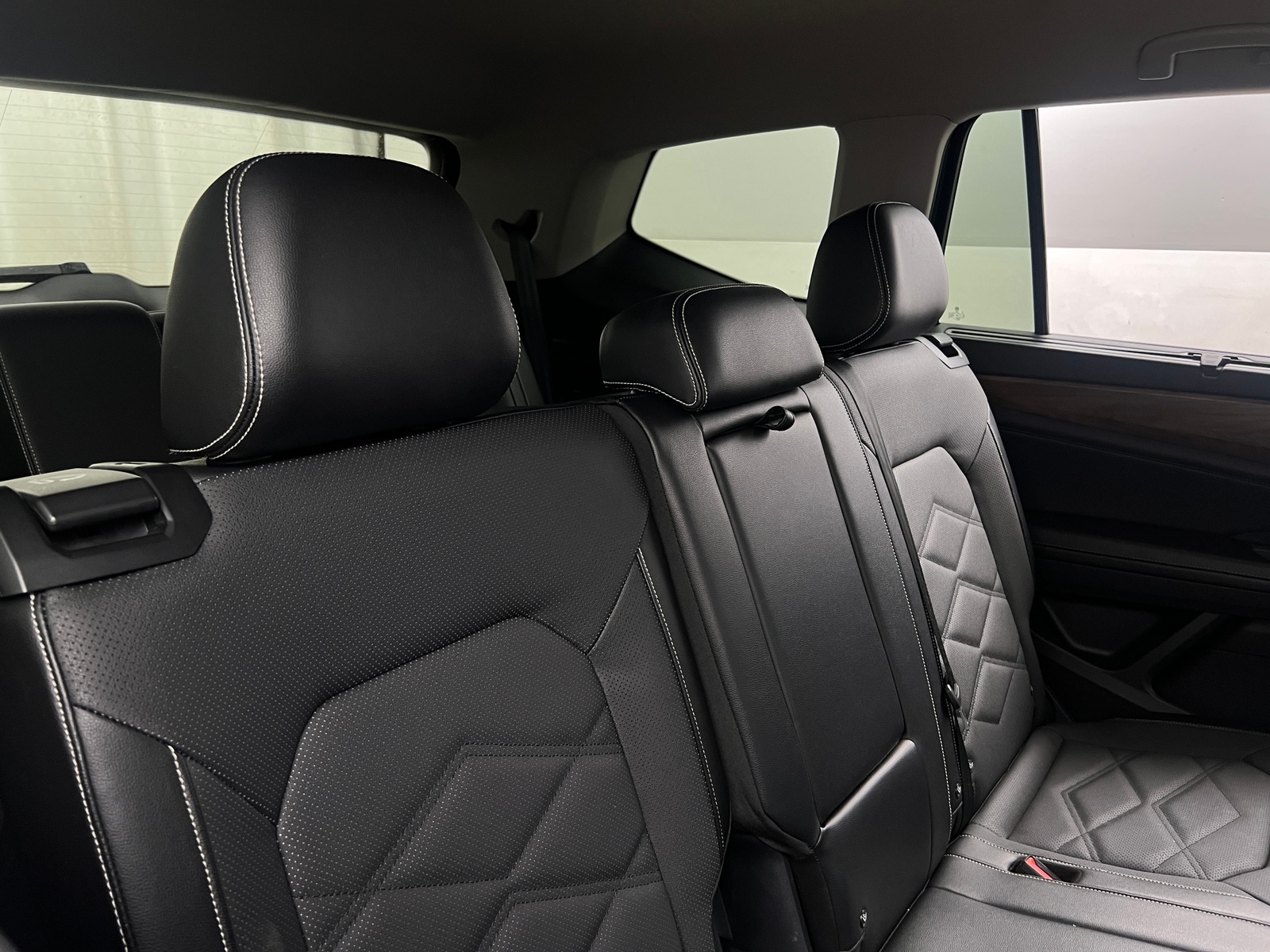 Thumbnail: 2024 Volkswagen Atlas - 5