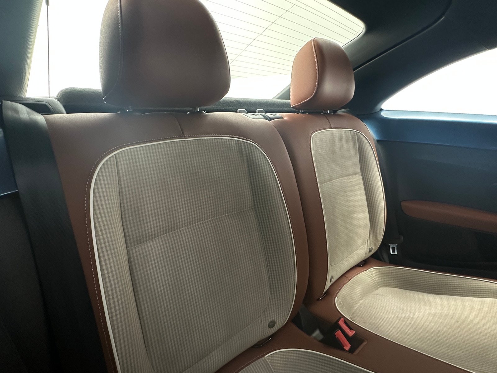 Thumbnail: 2016 Volkswagen Beetle - 6