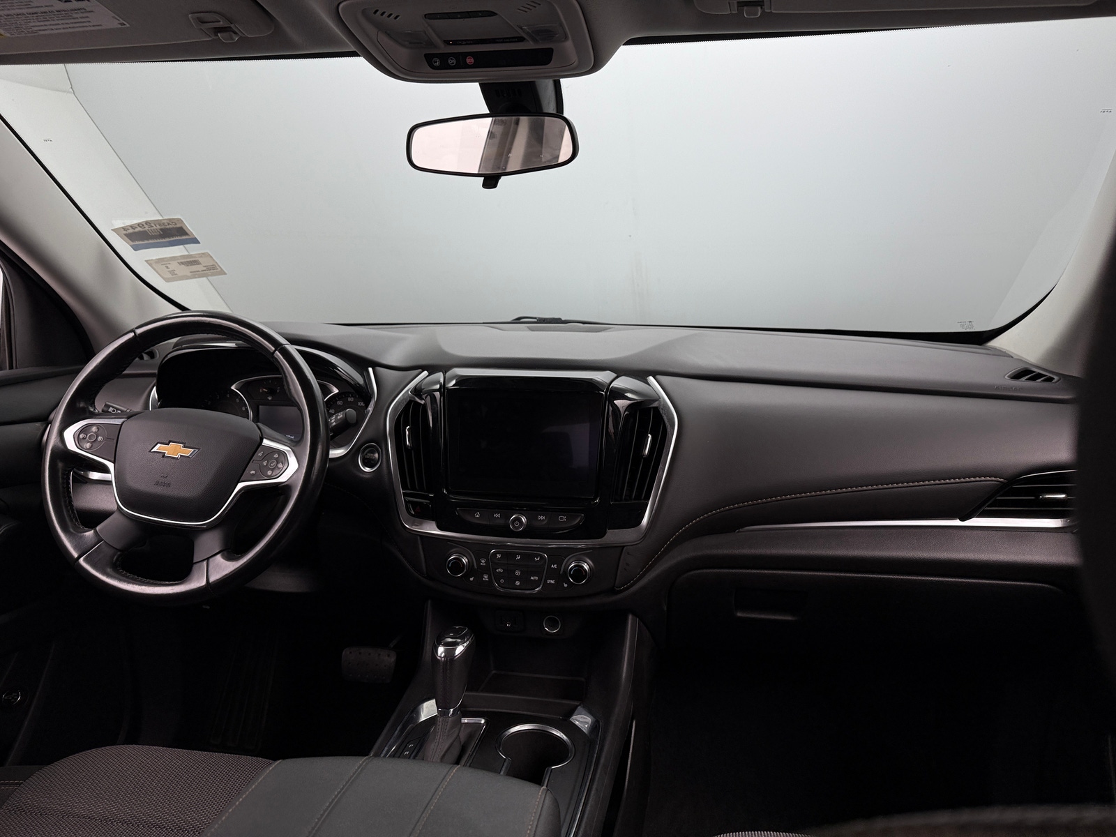 Thumbnail: 2020 Chevrolet Traverse - 3