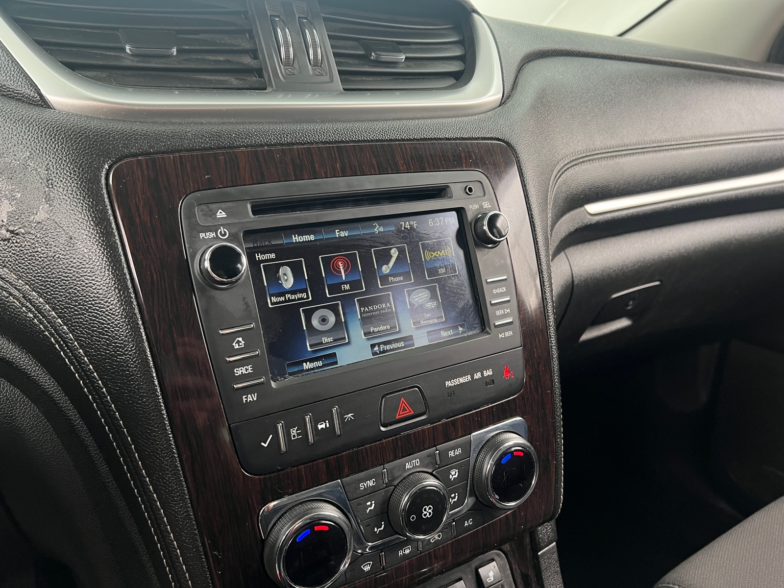 Thumbnail: 2016 Chevrolet Traverse - 4