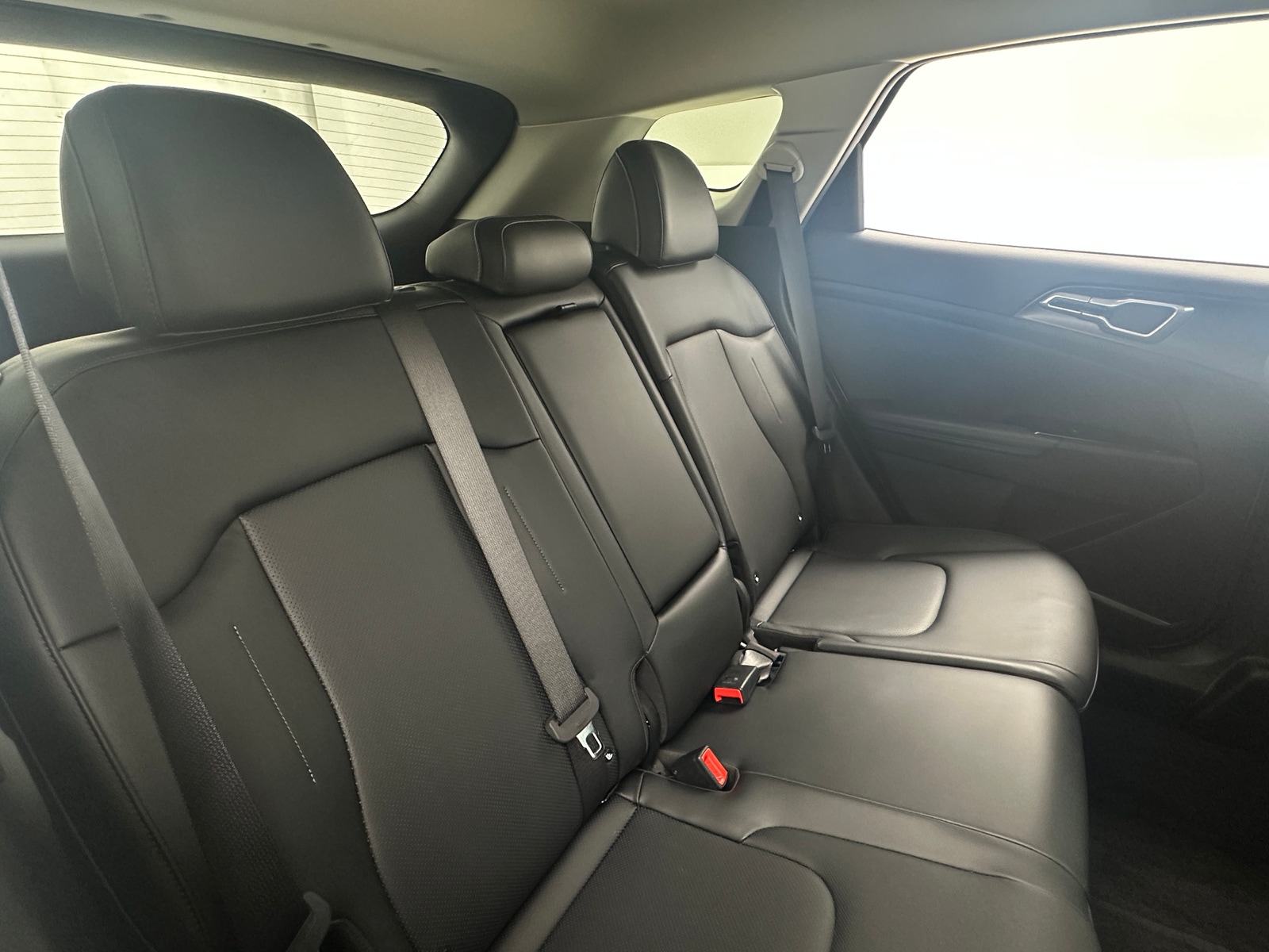 Thumbnail: 2023 Kia Sportage - 5