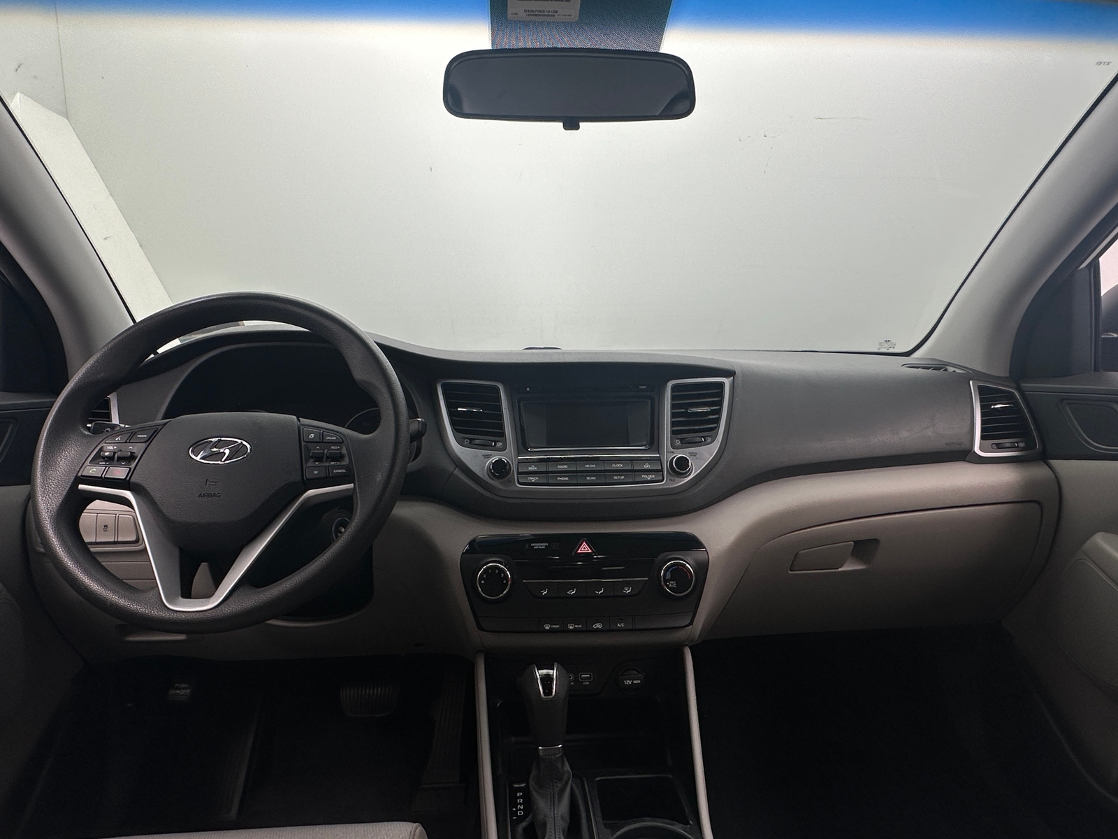 Thumbnail: 2016 Hyundai Tucson - 3