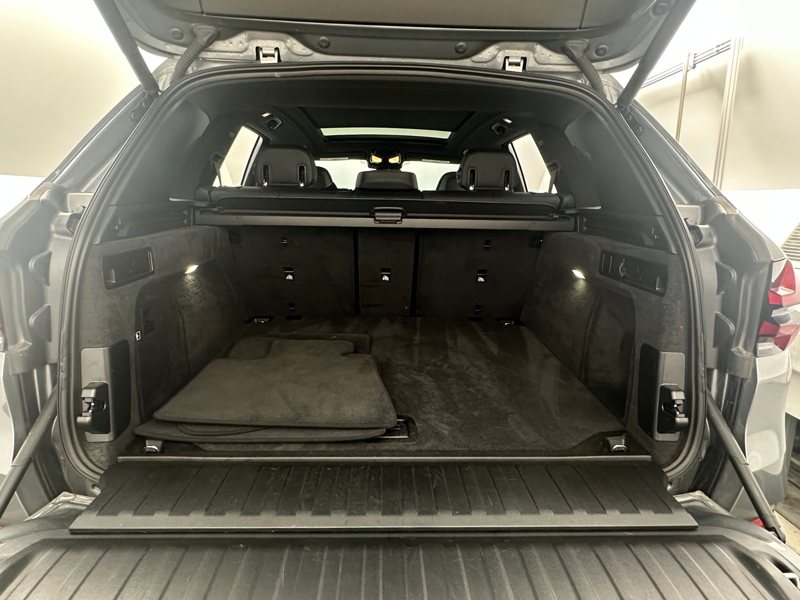 Thumbnail: 2025 BMW X5 - 6